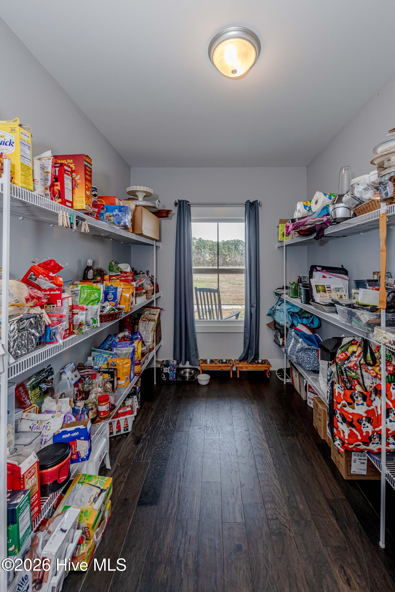 100559174 | Photo 33