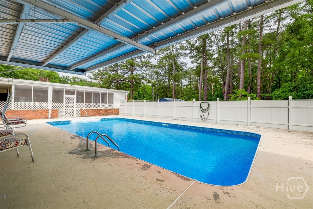 440 Pecan 20 x 40 swimming pool