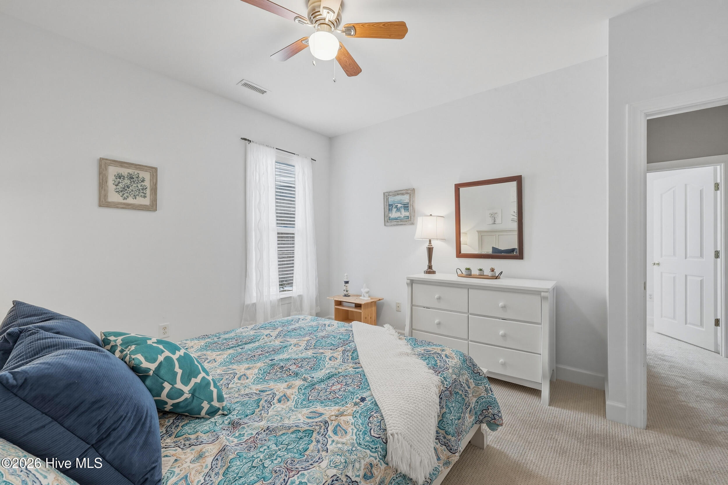 100555932 | Photo 29