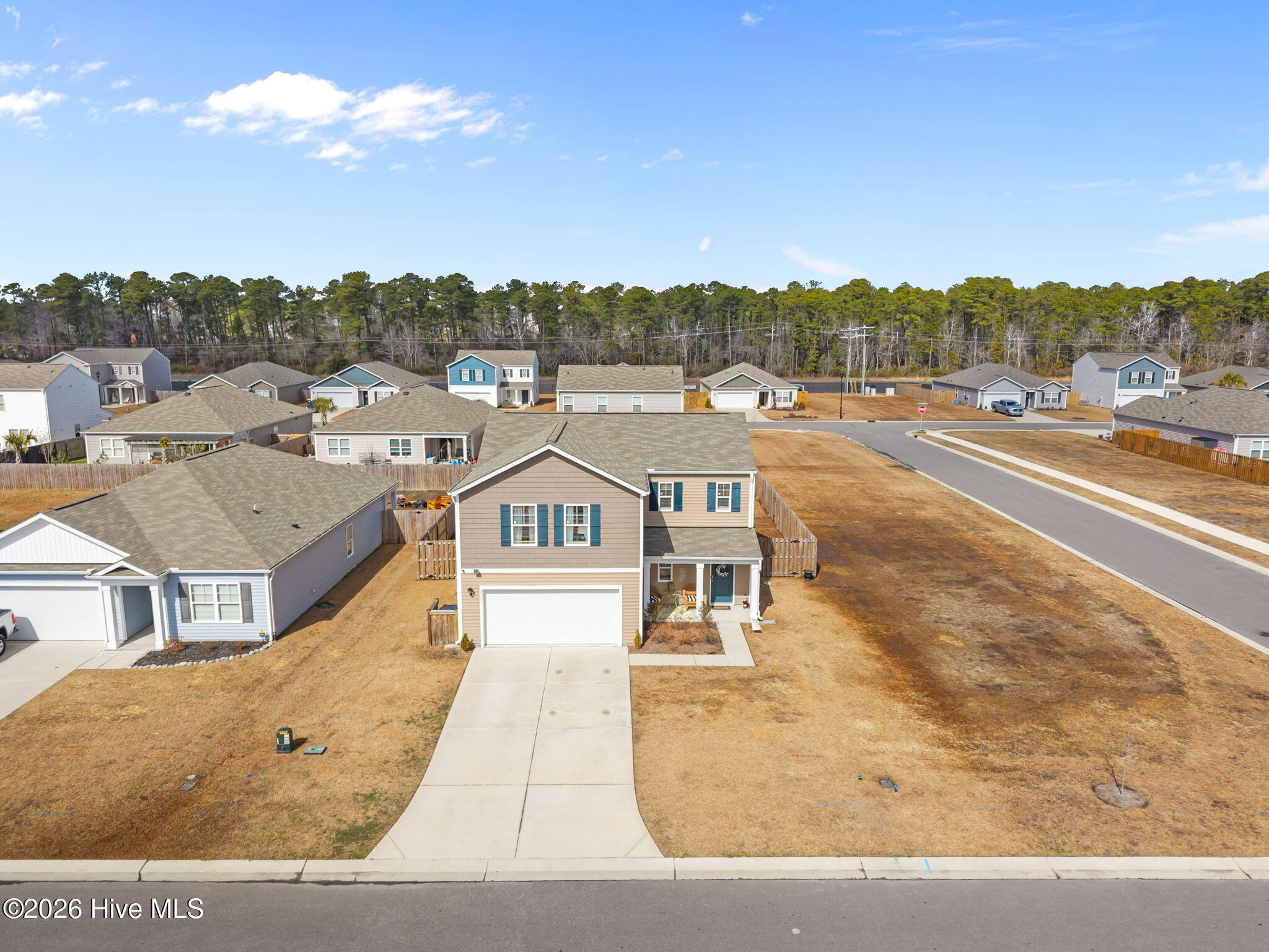 100554763 | Photo 46