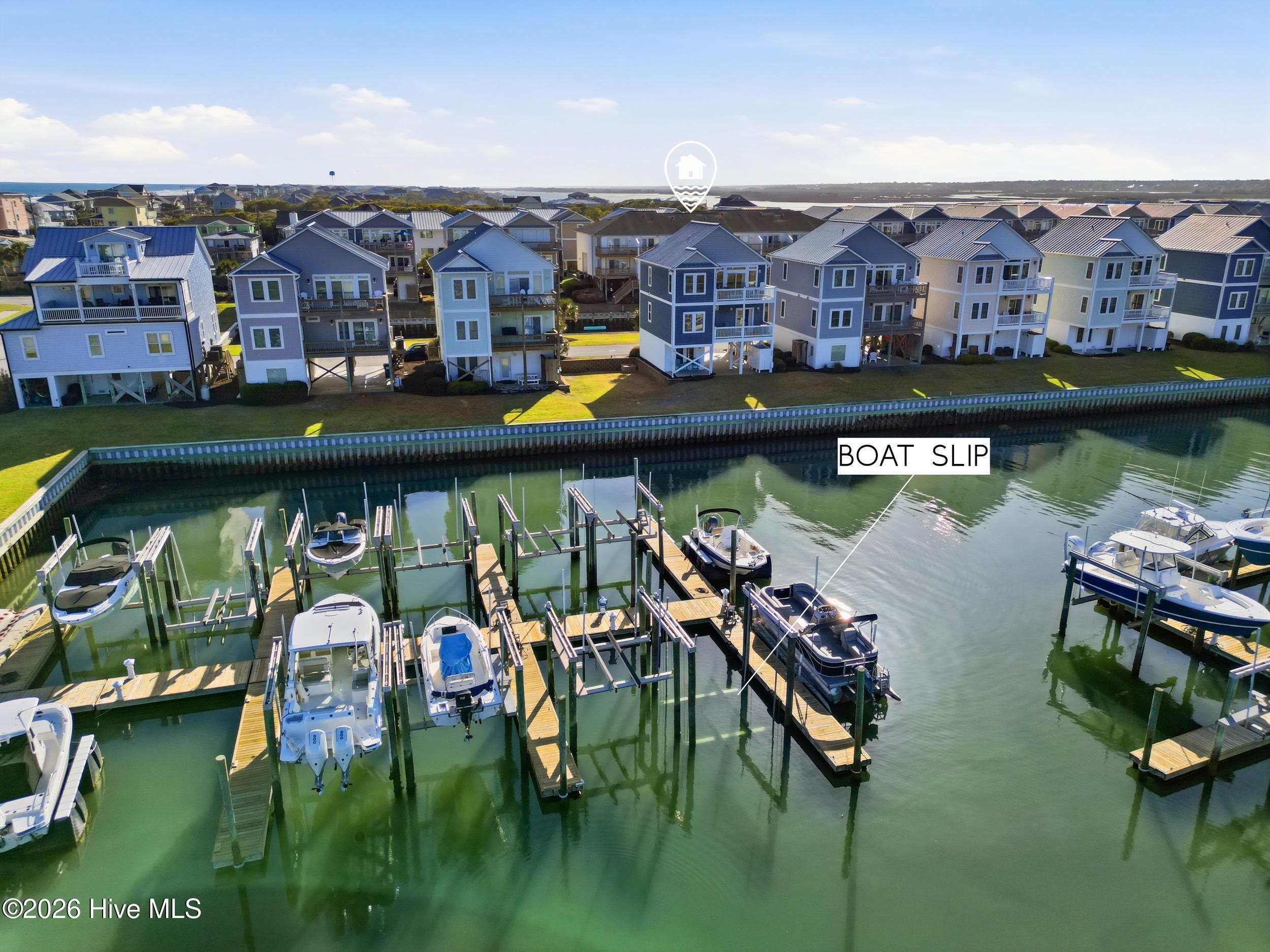 100565871 | Photo 54