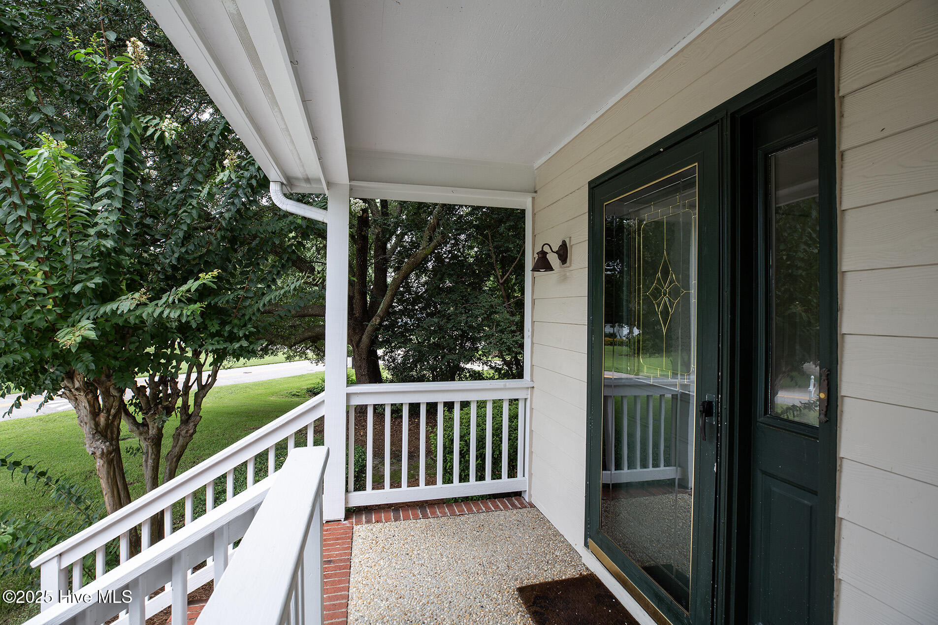 Appleton3805-2fprchShaneL33A3255 copy