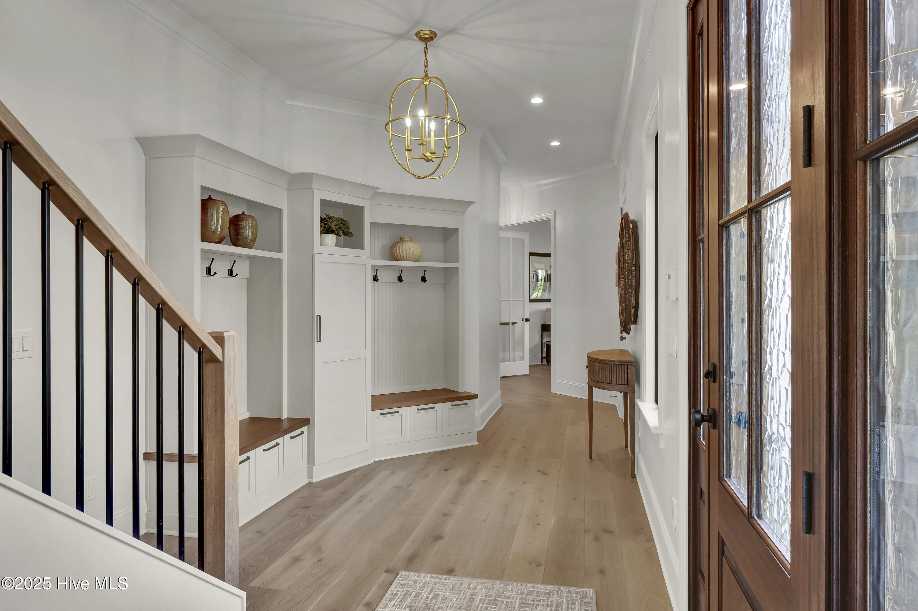 100532496 | Photo 11