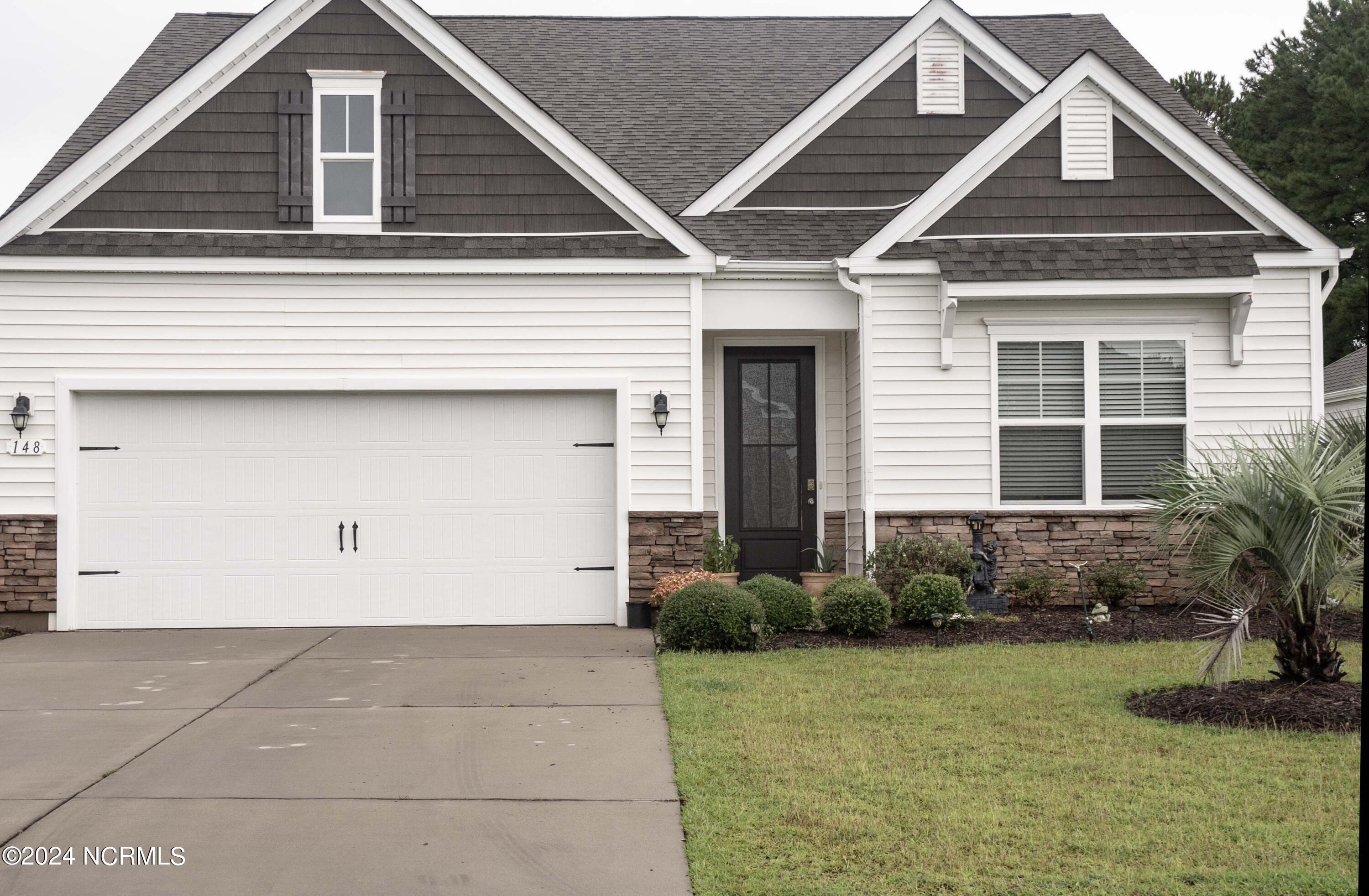 Property at 148 Calabash Lakes Boulevard