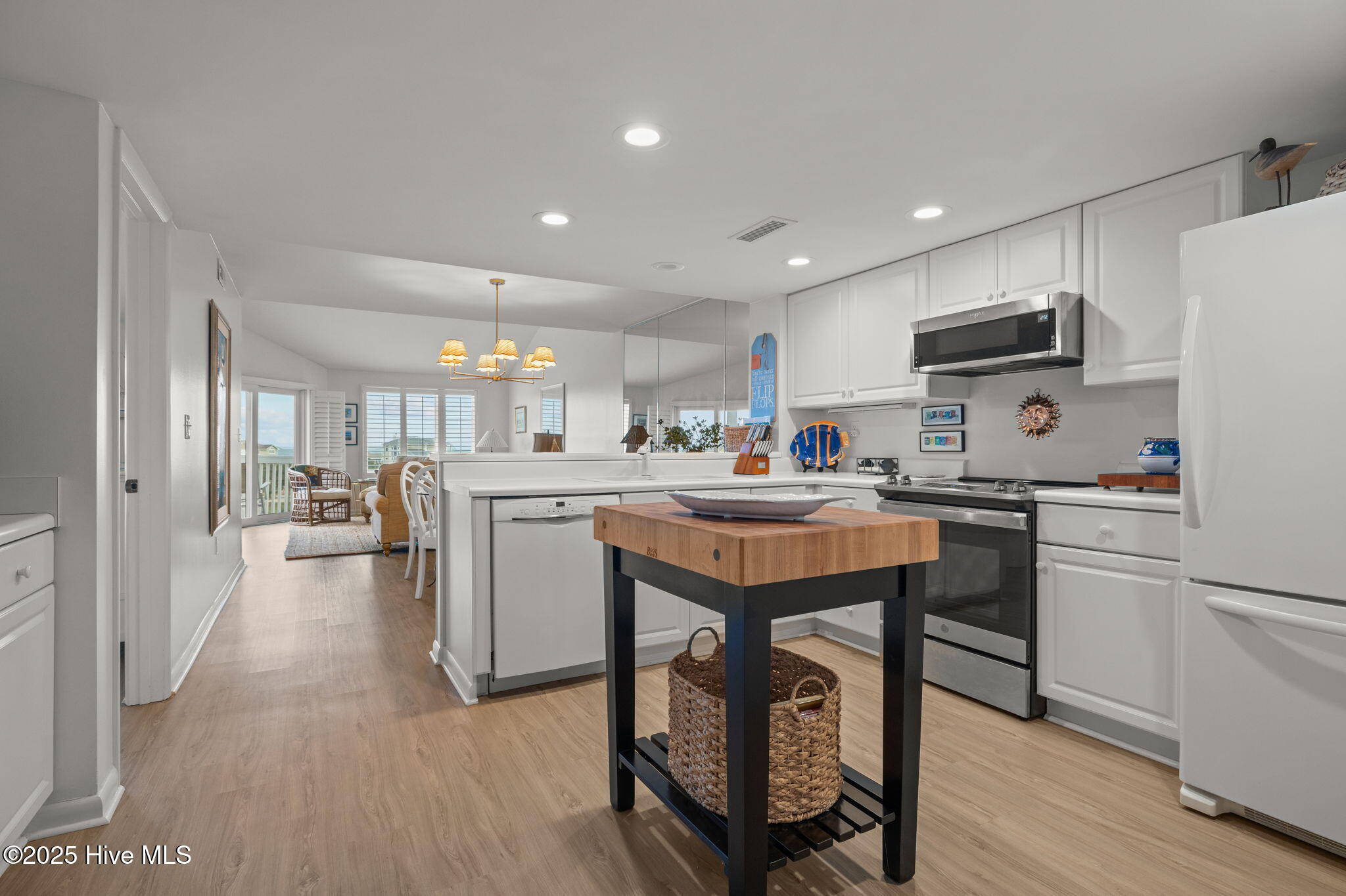 100543280 | Photo 18