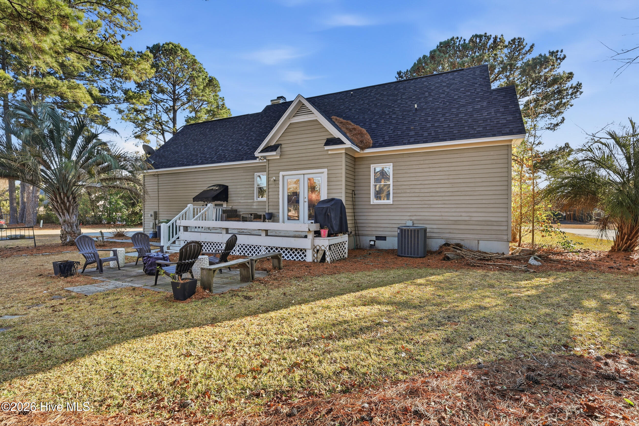 100554860 | Photo 25