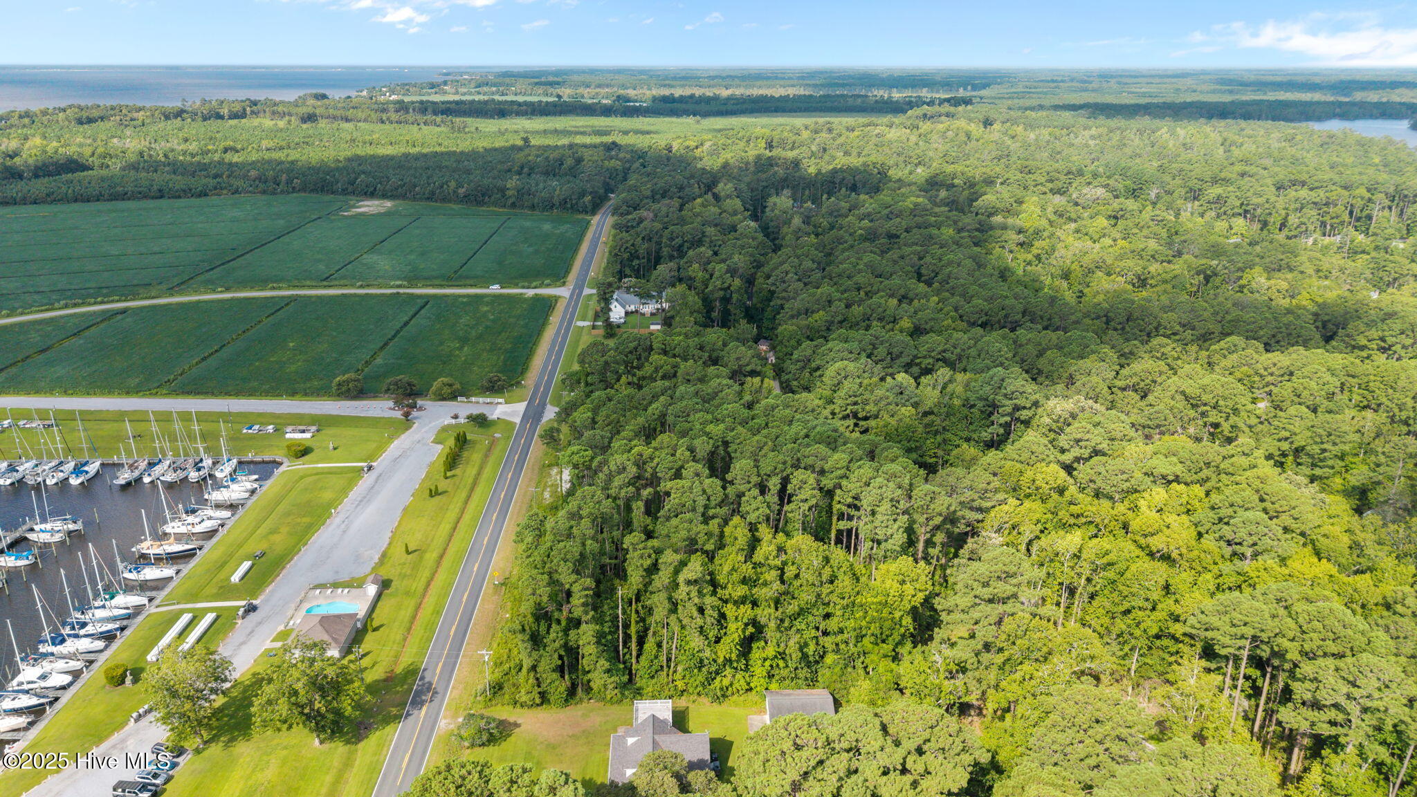 690 Oriental Road, Oriental, NC, 28571