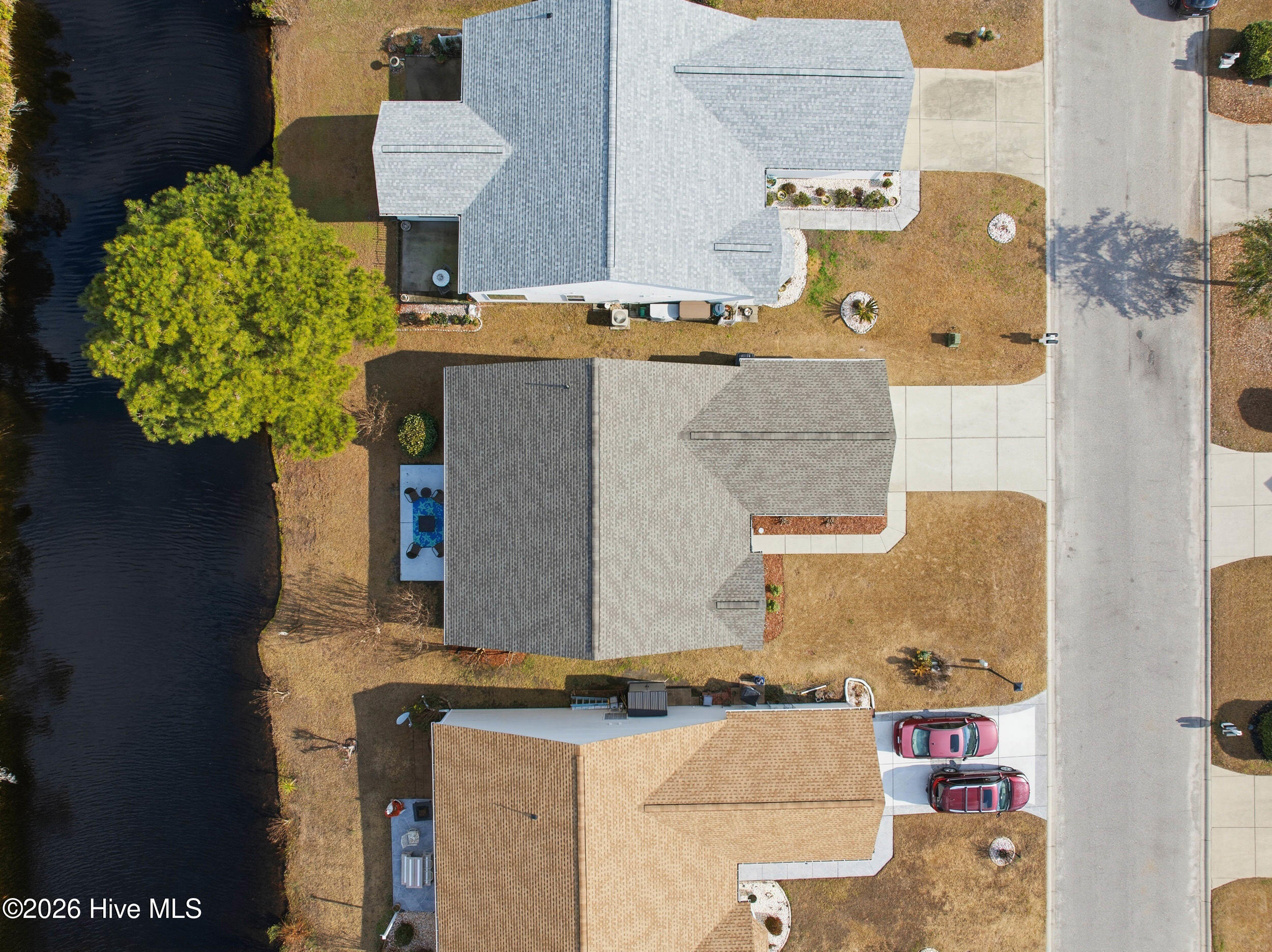 100548678 | Photo 36