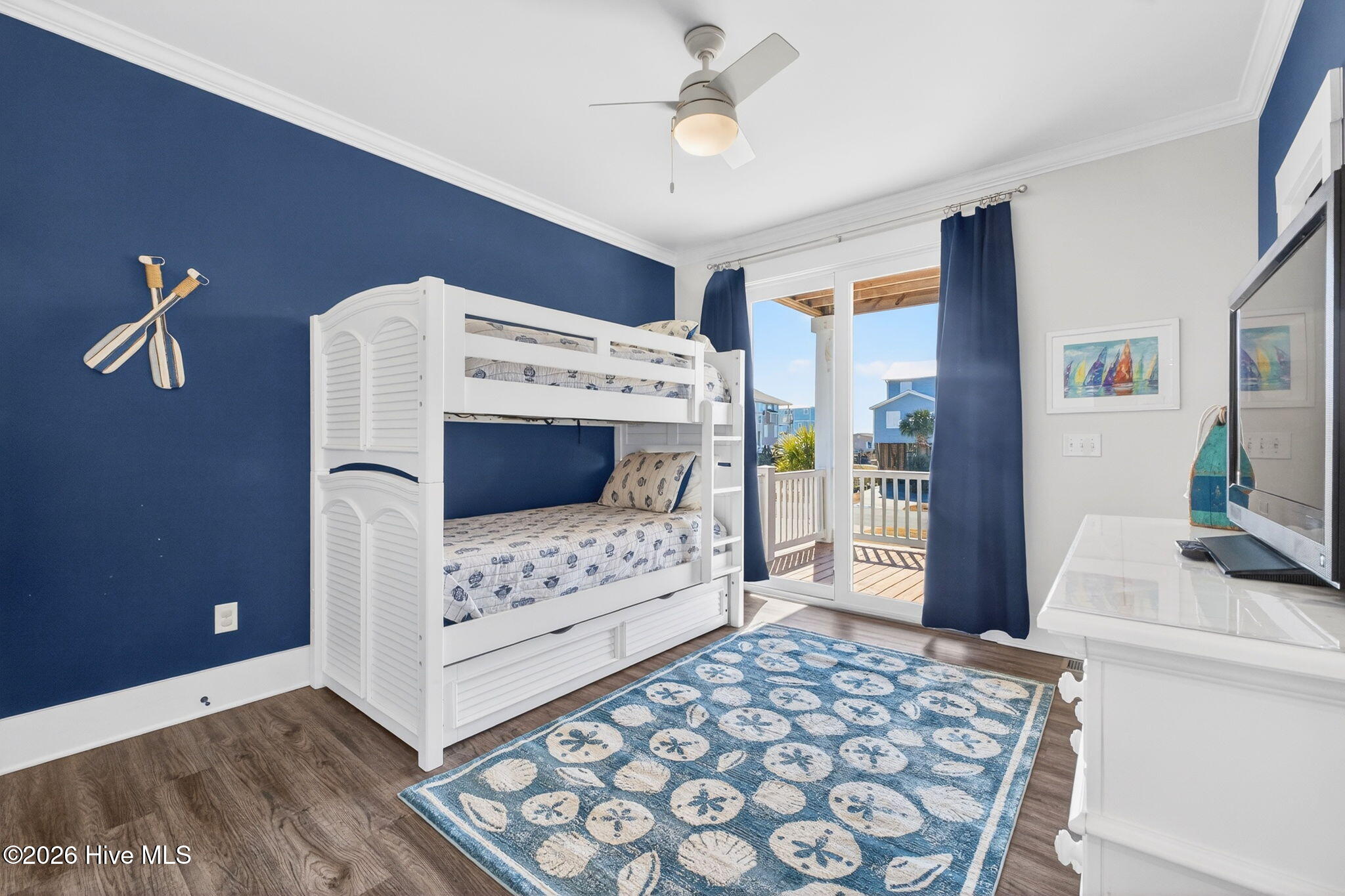 100554481 | Photo 38