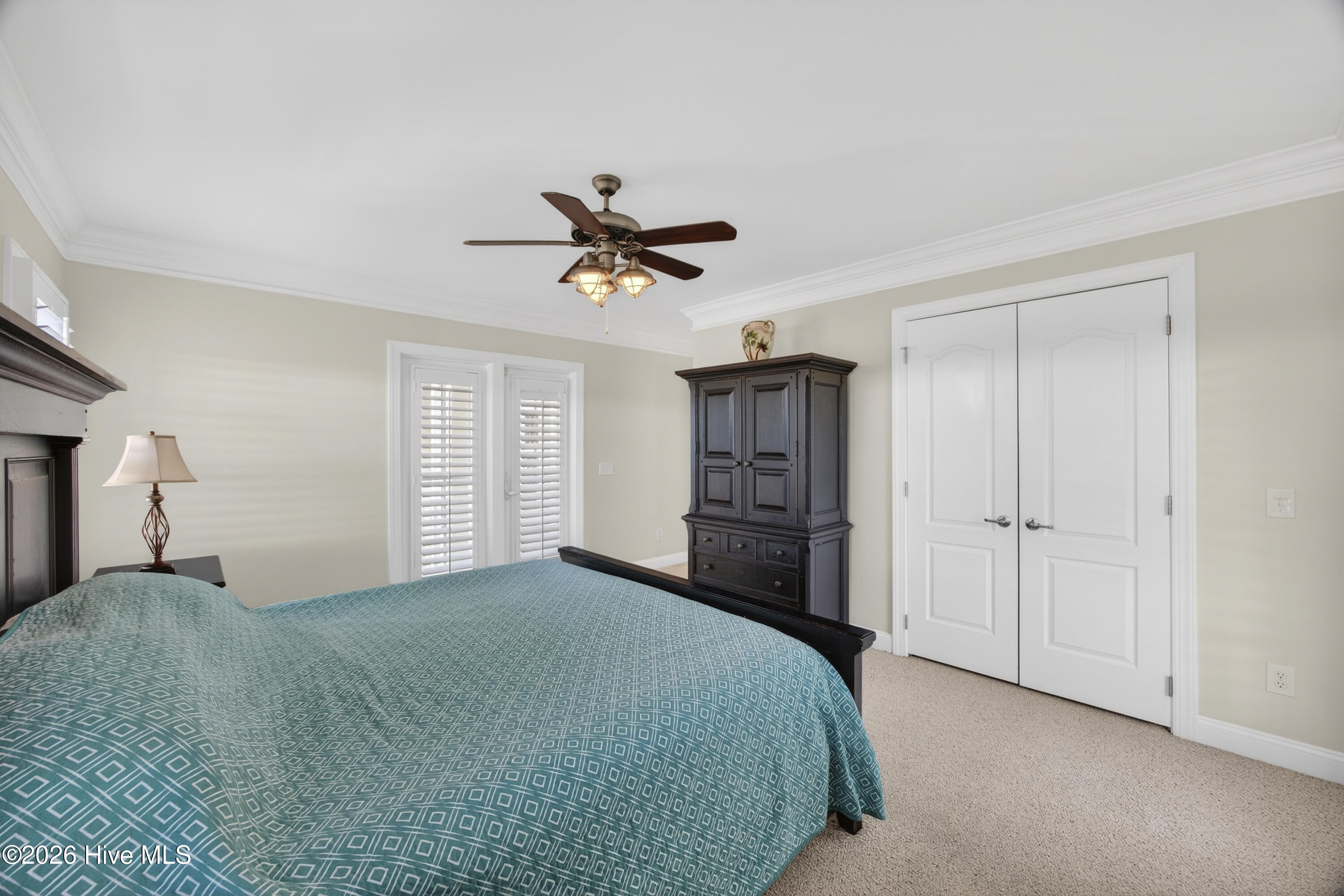 100554981 | Photo 95