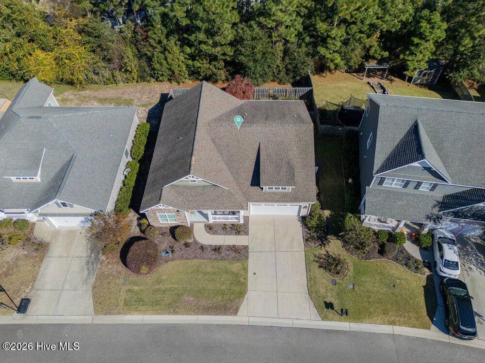 100548835 | Photo 34