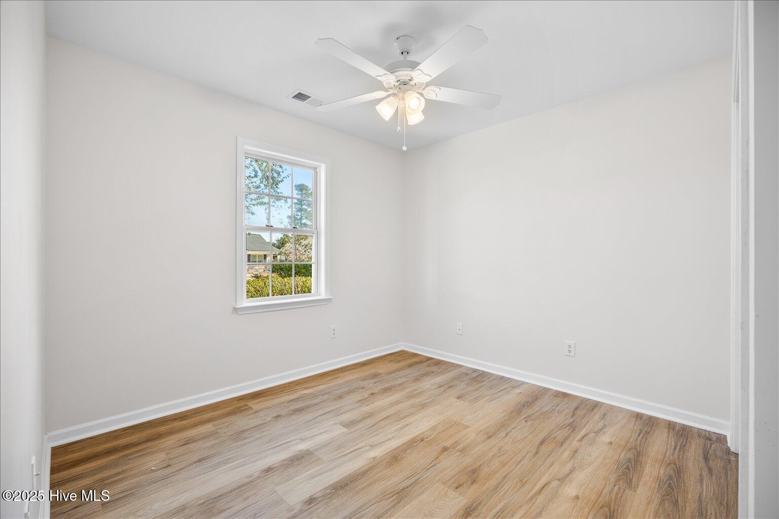 100541284 | Photo 15