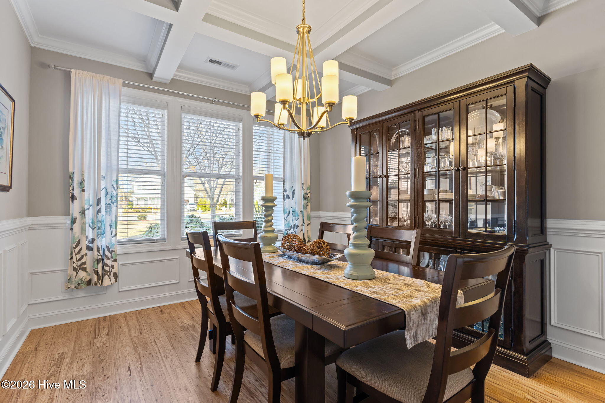 100560344 | Photo 36