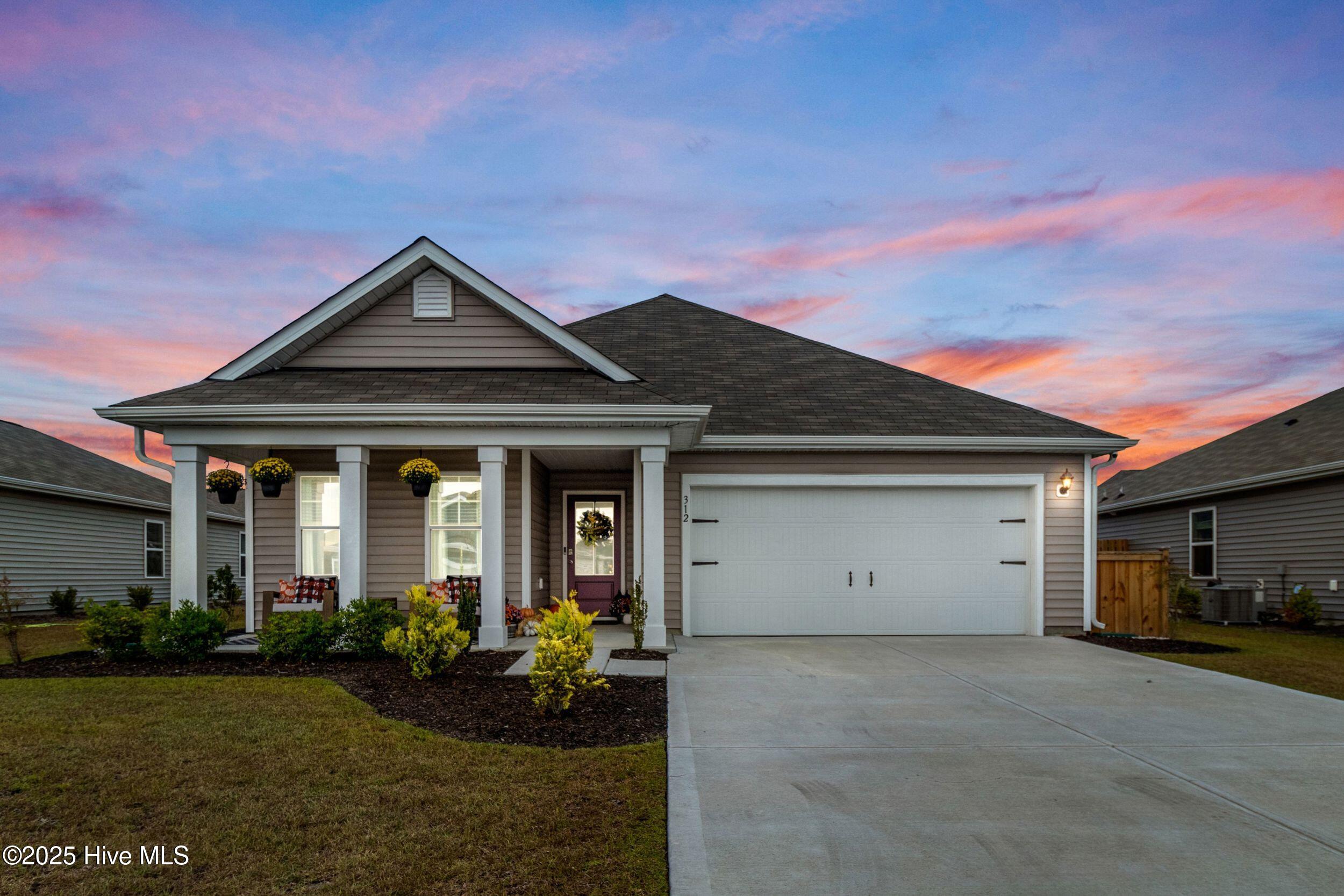 Homes for sale in Surf City, NC | 312 Cleat Dr, Surf City, NC 28445 | MLS# 100533883