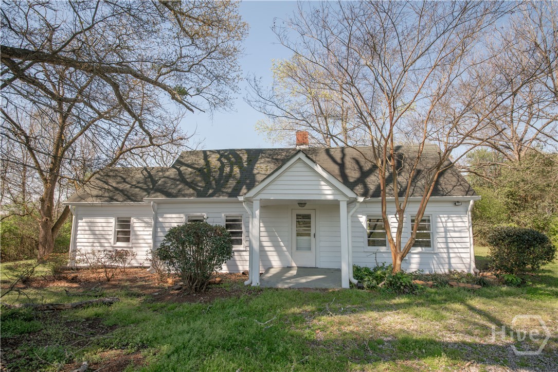 Front of House 1080 Belmont Road