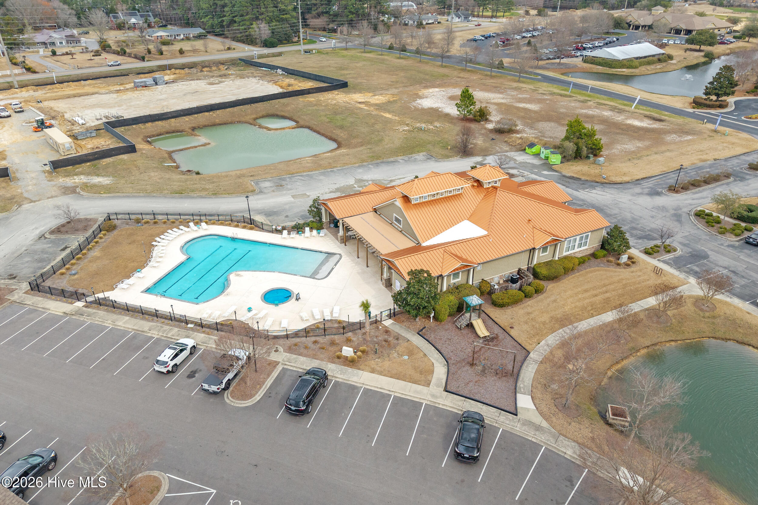 100556041 | Photo 33