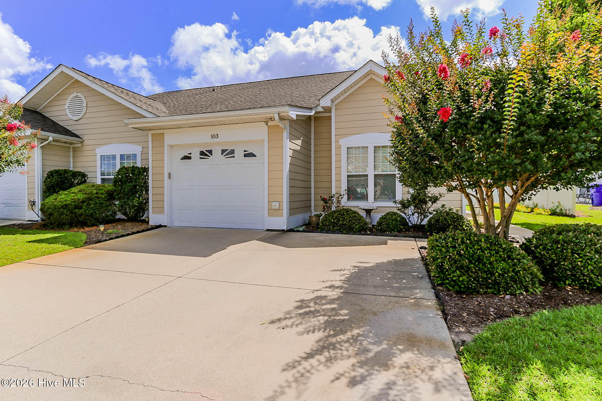103 Treasure Cove,Newport