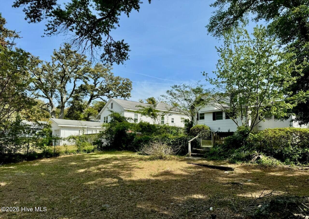 100553001 | Photo 37