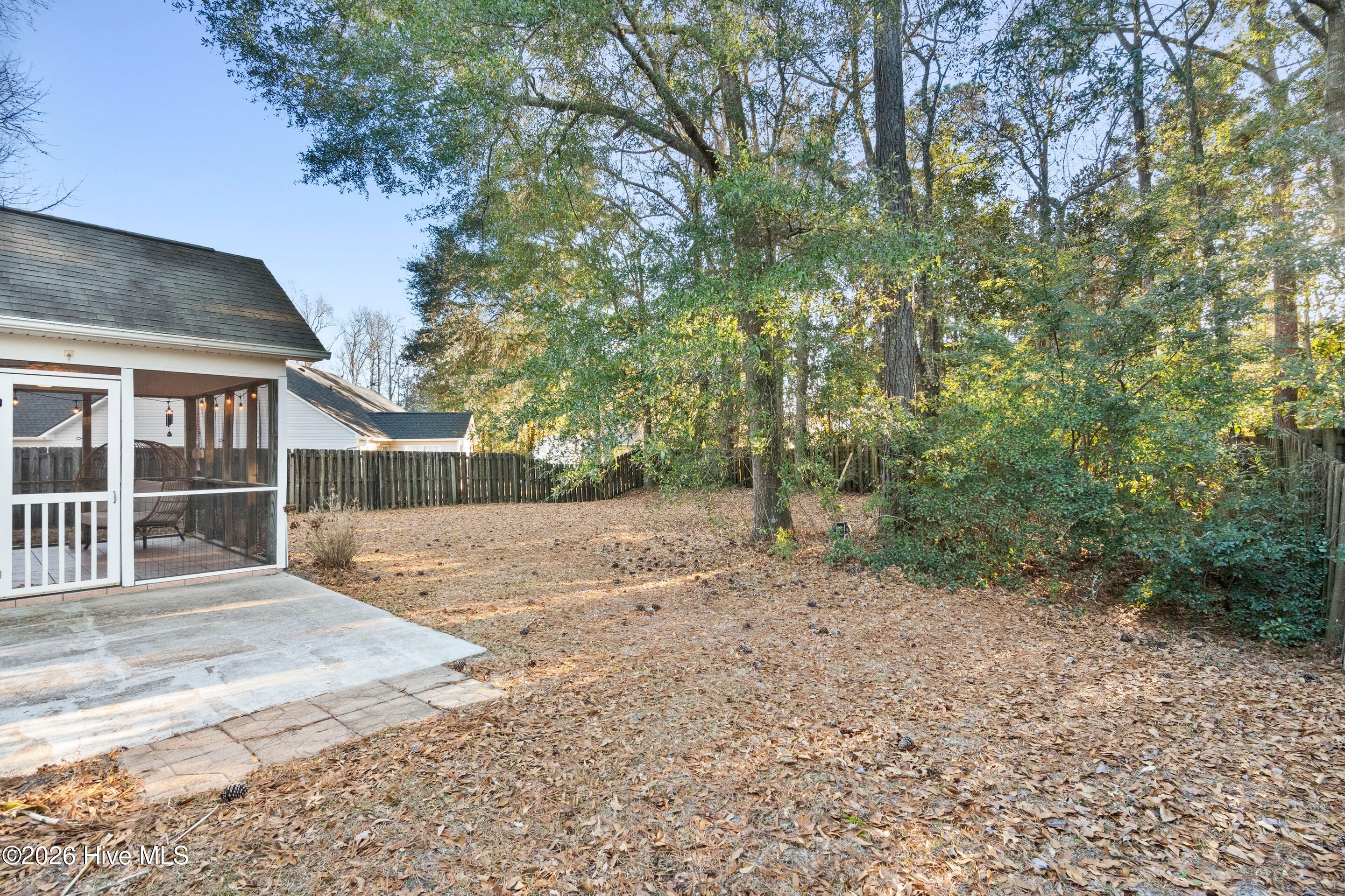 100549655 | Photo 52