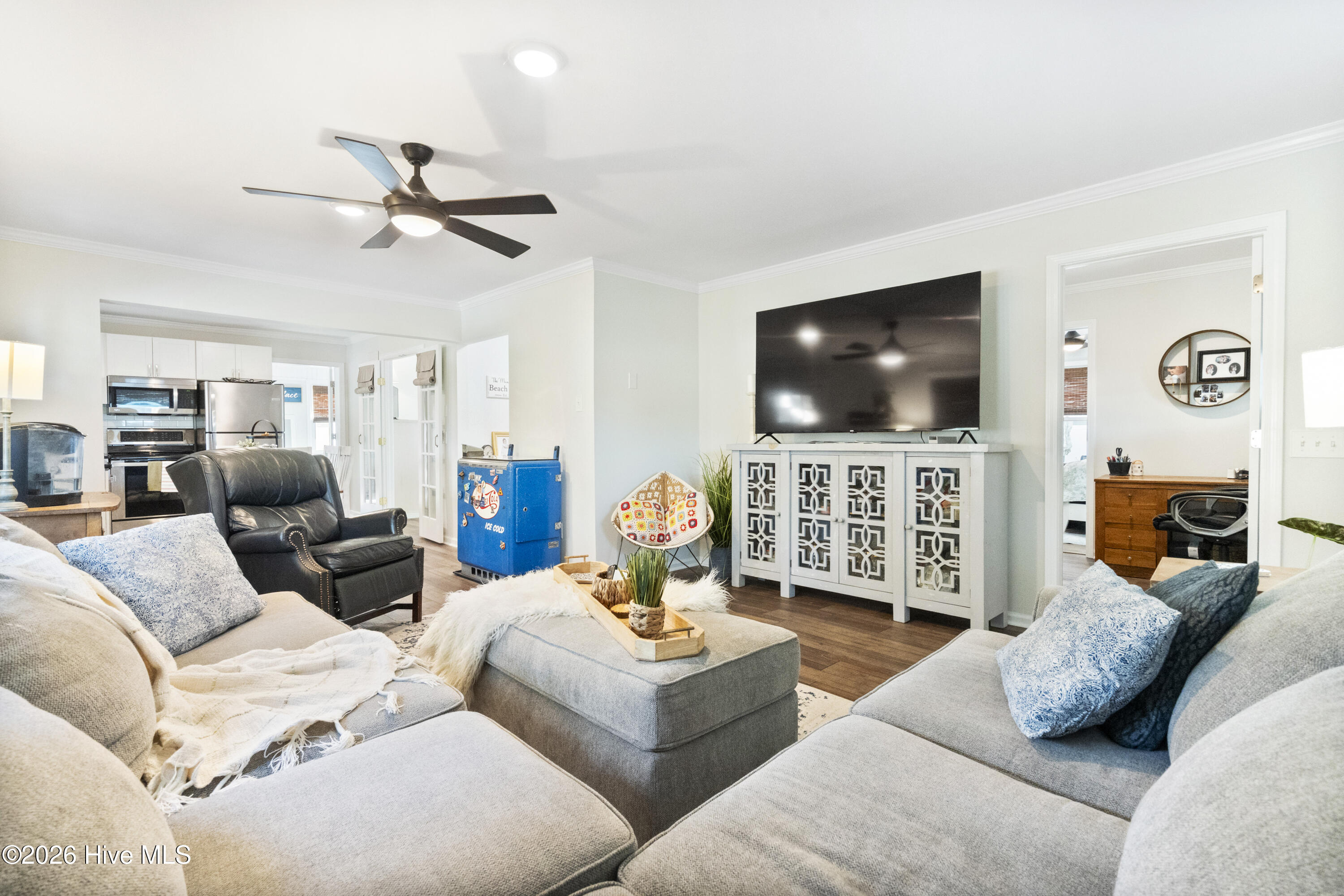 100555391 | Photo 24