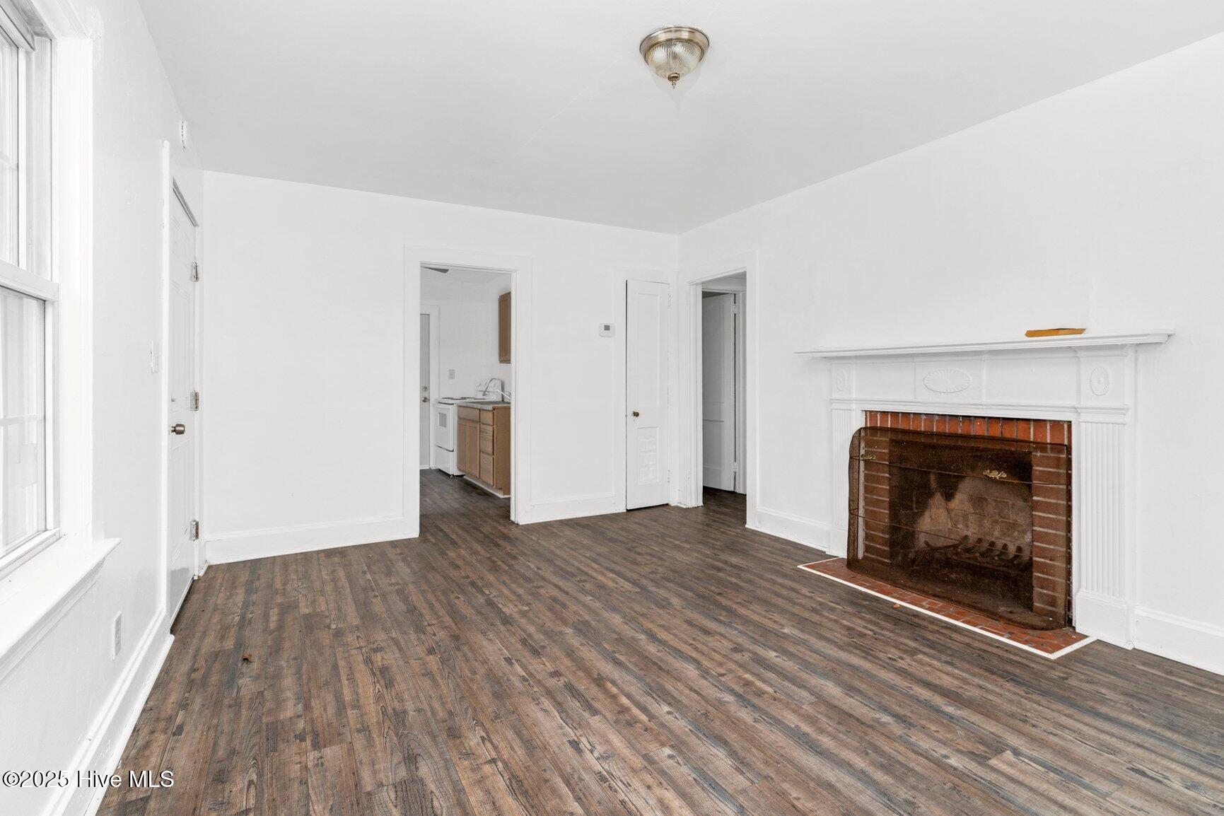 006-824SouthTilleryStreet-RockyMount-NC-