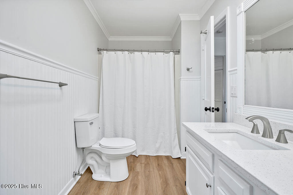 100508979 | Photo 48