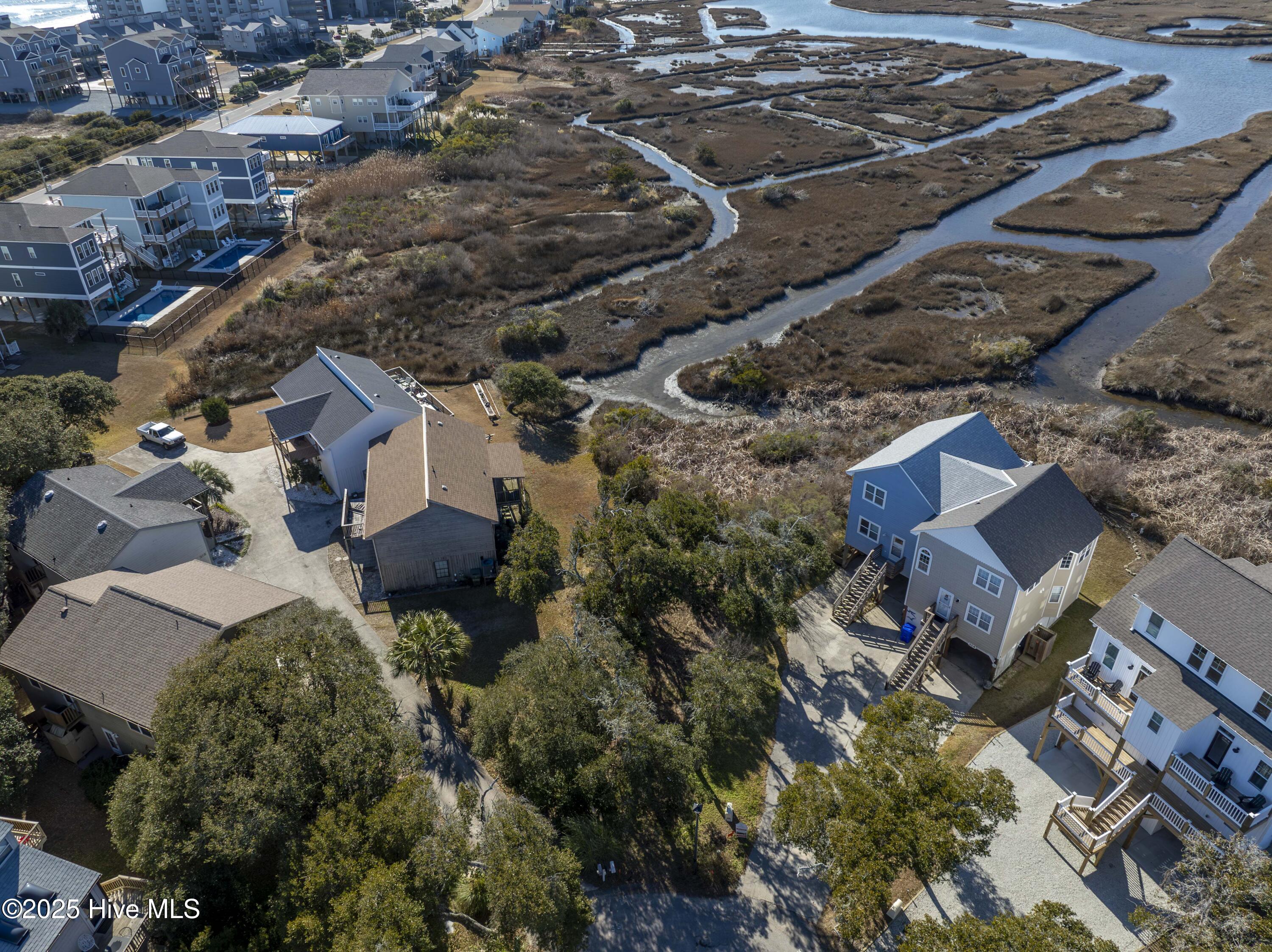 100559028 | Photo 19