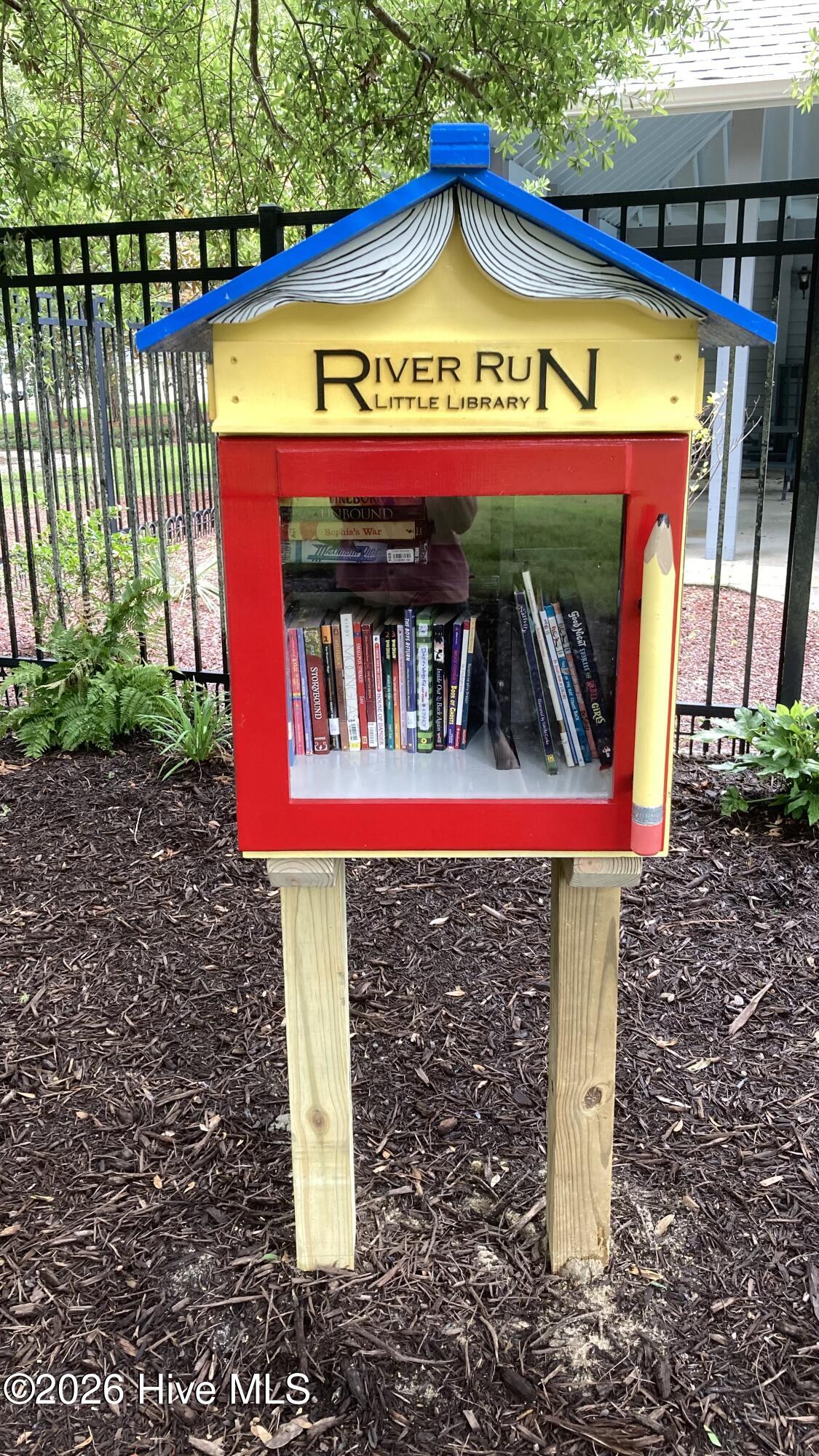 100549954 | Photo 21