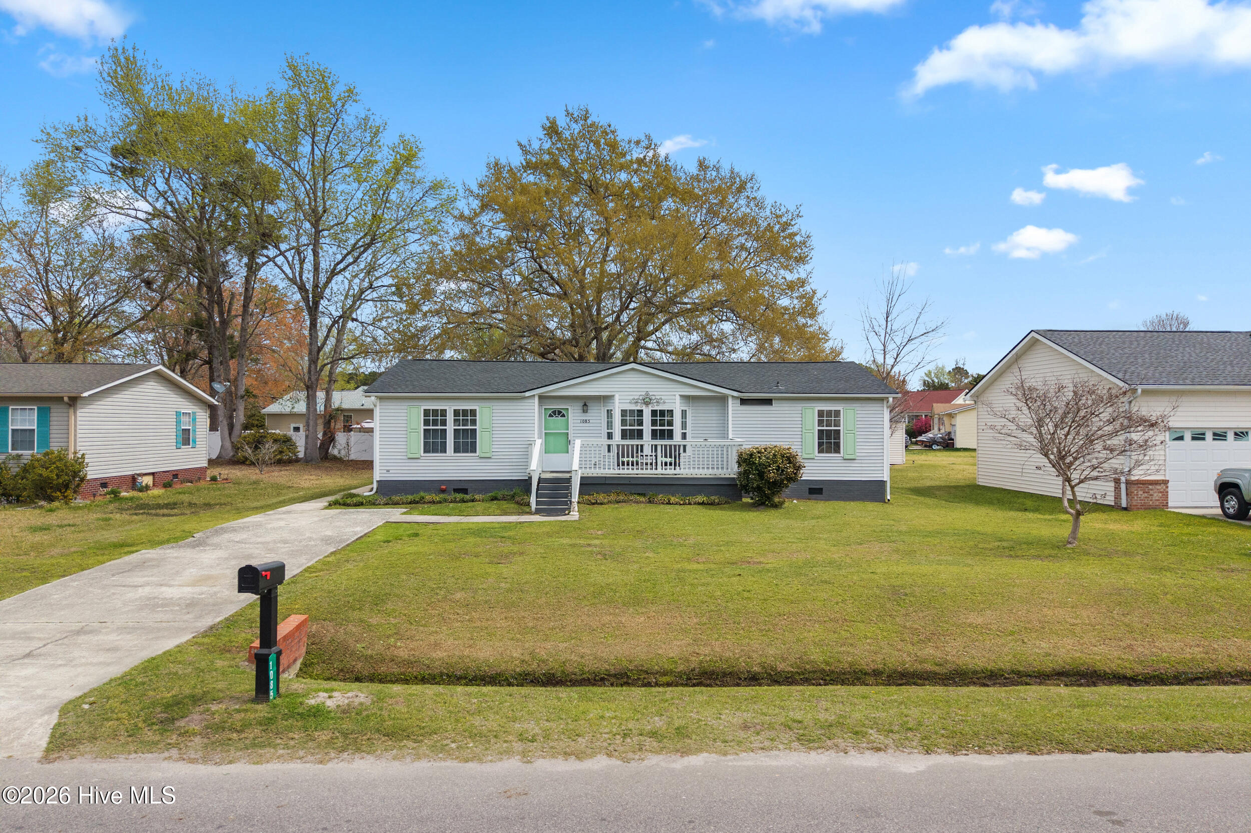 100562690 | Photo 38