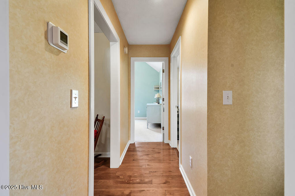 100541437 | Photo 26