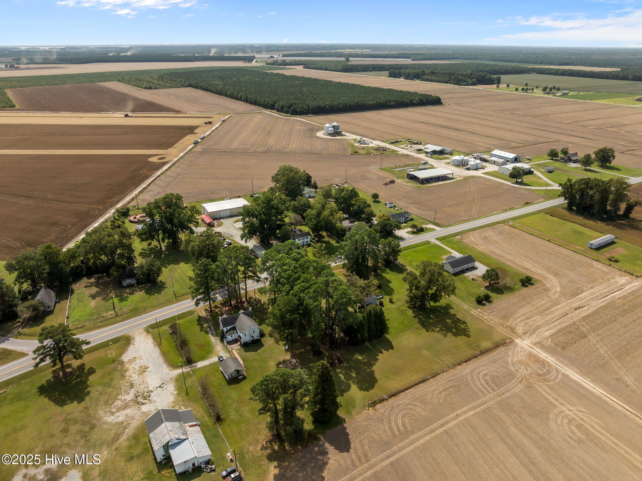 Homes for sale in Pinetown, NC | 18981 Us 264 Hwy E, Pinetown, NC 27865 | MLS# 100532376