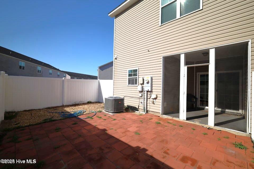 100564455 | Photo 15