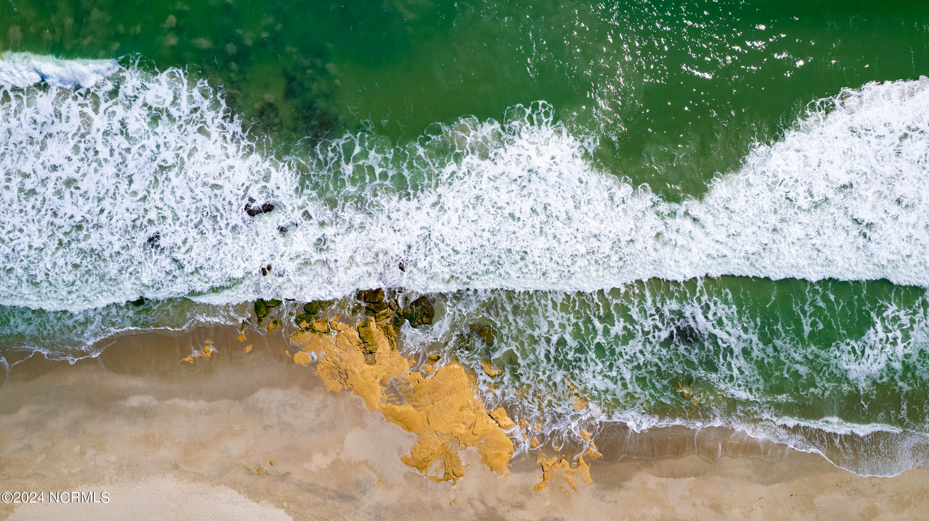 100557280 | Photo 31