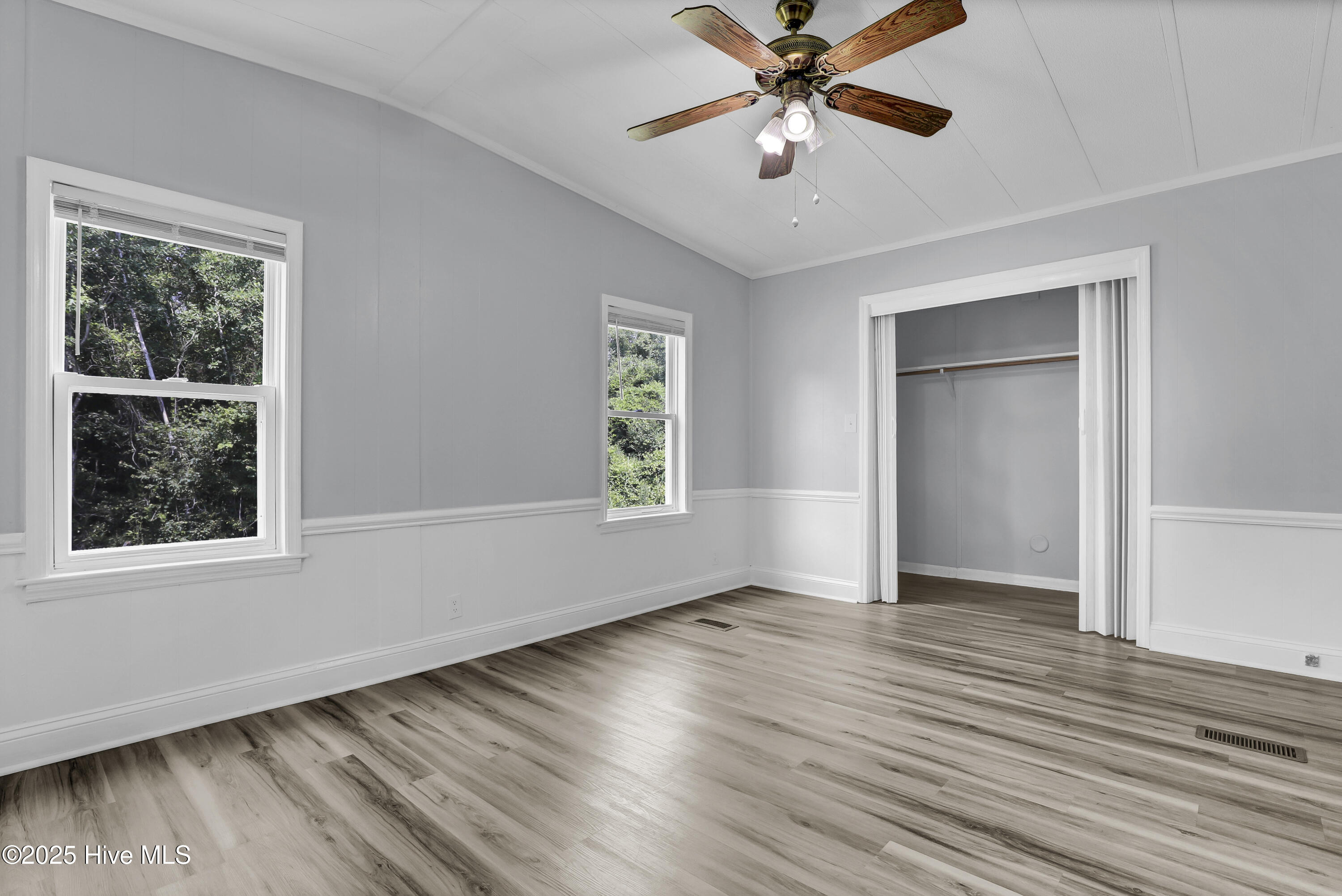 100516284 | Photo 19