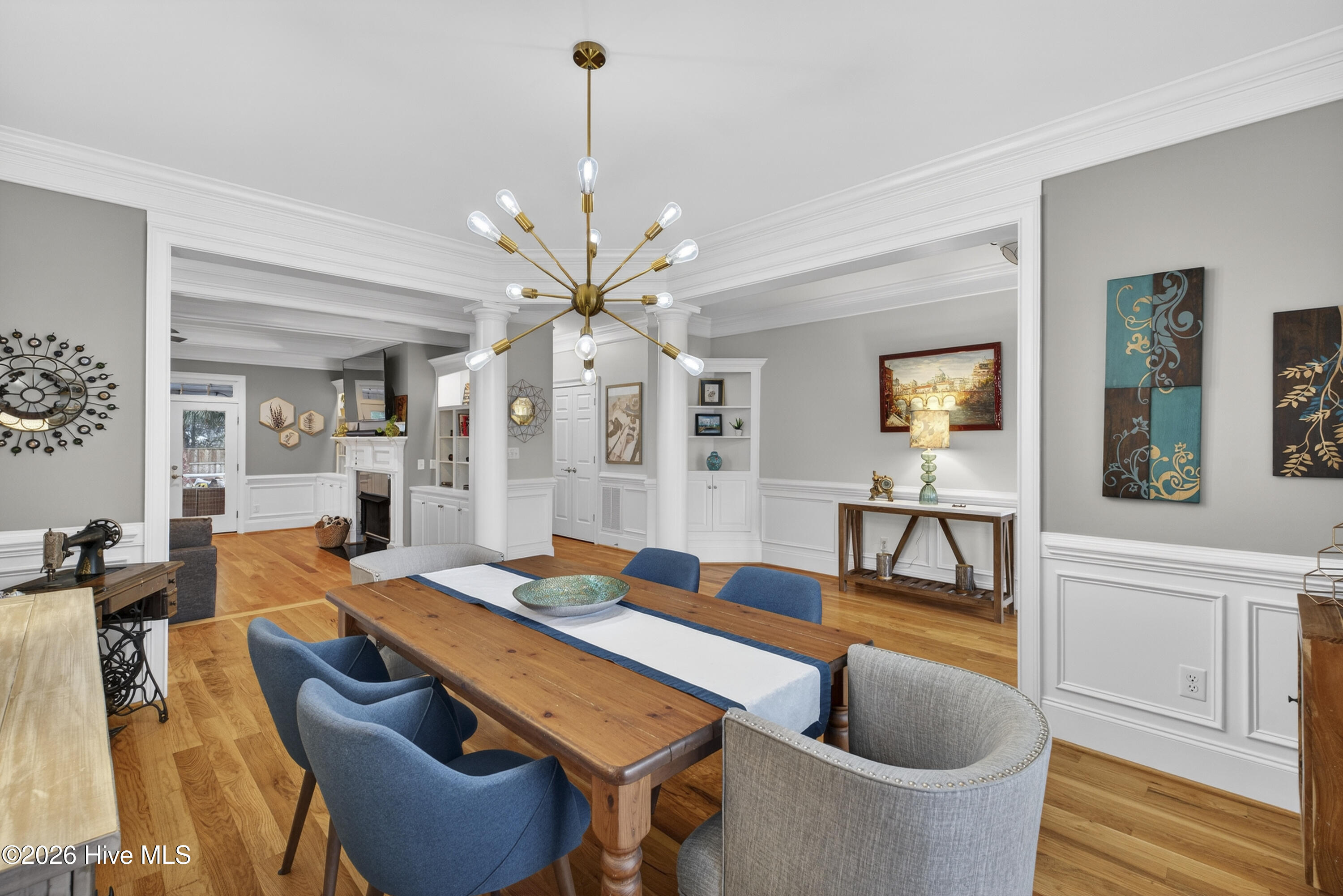 100557887 | Photo 16