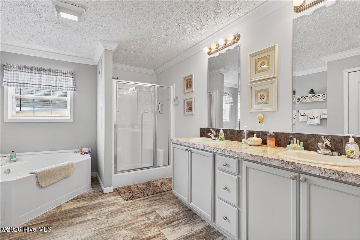 100552956 | Photo 21