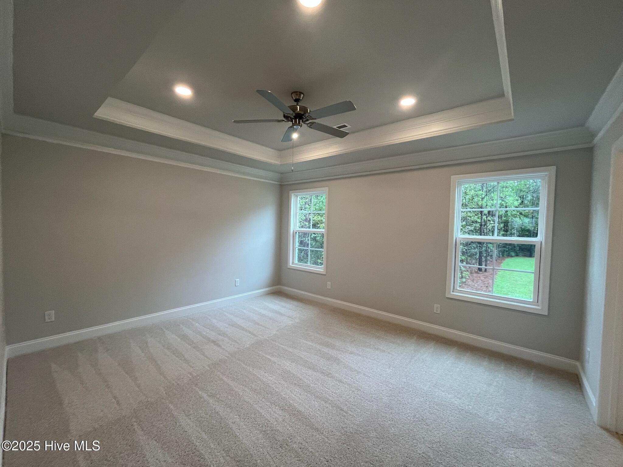 100423282 | Photo 23