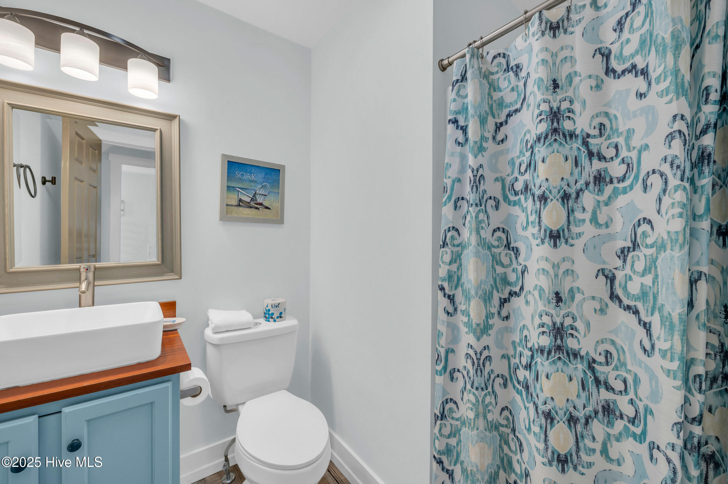 100557973 | Photo 14