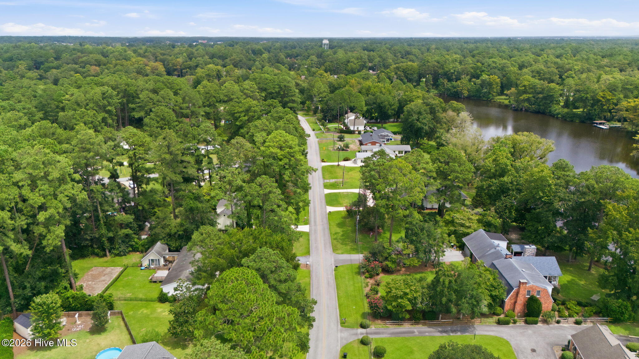 403 W Wilson Creek Drive,Trent Woods