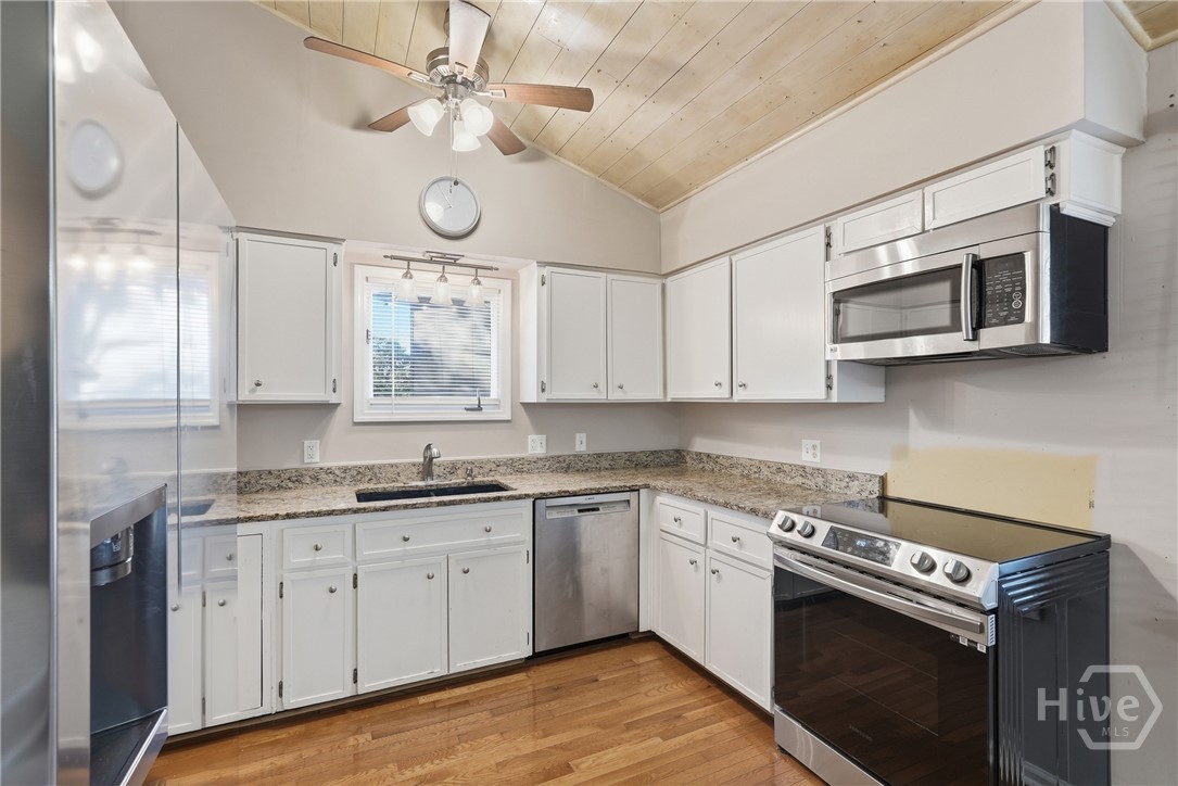 12 Moss Pointe Court