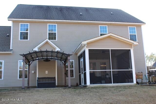 100548455 | Photo 65