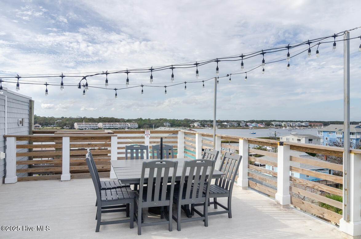 100549304 | Photo 22