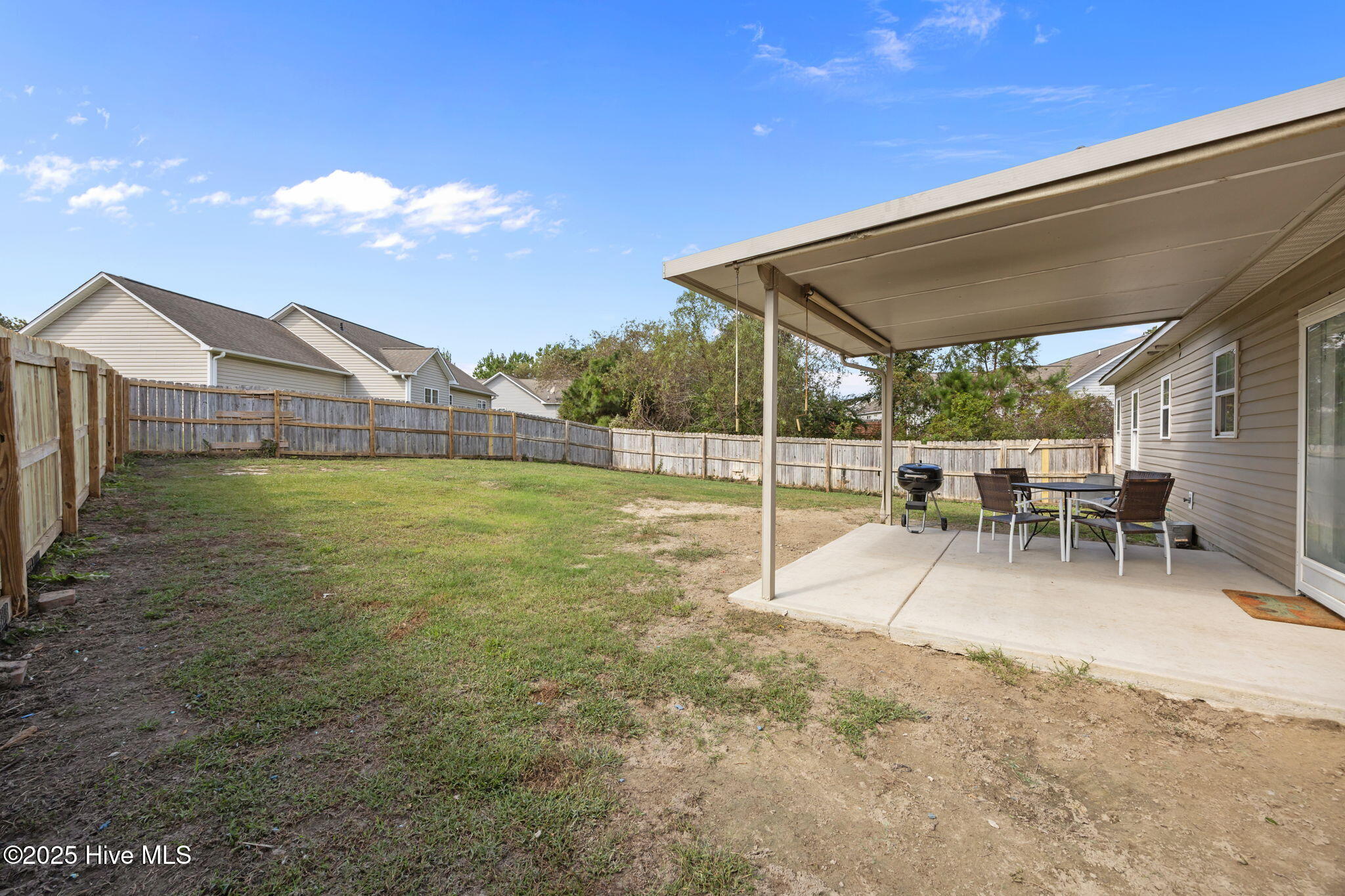 100530161 | Photo 42