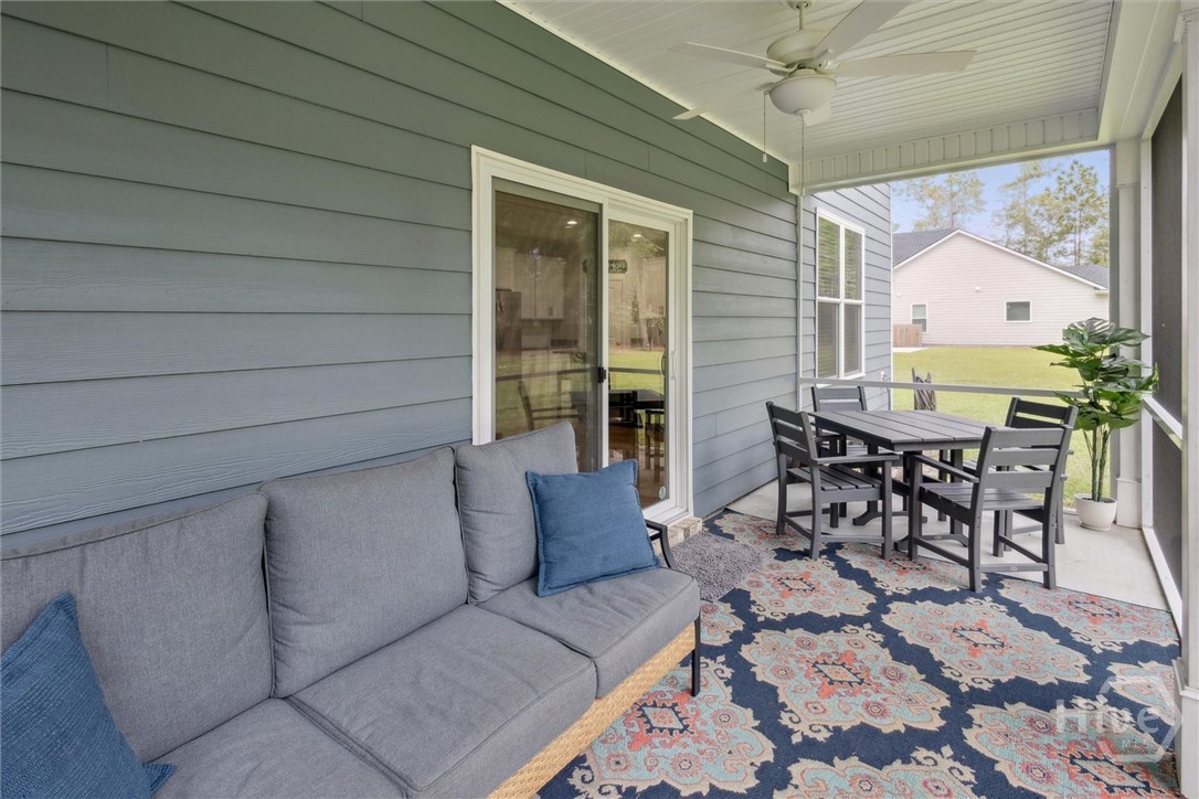 Screened in Back Porch