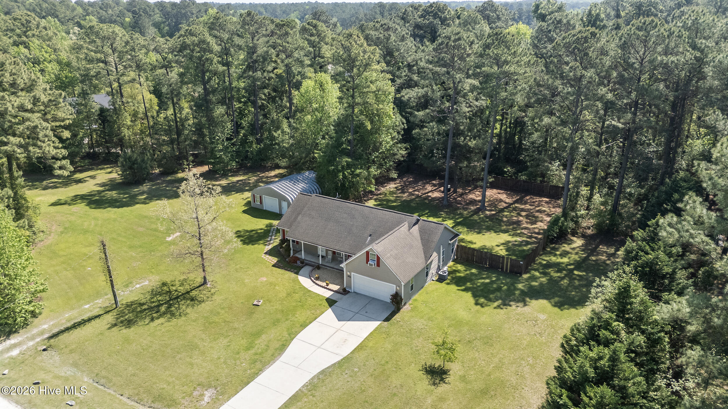 100567531 | Photo 54