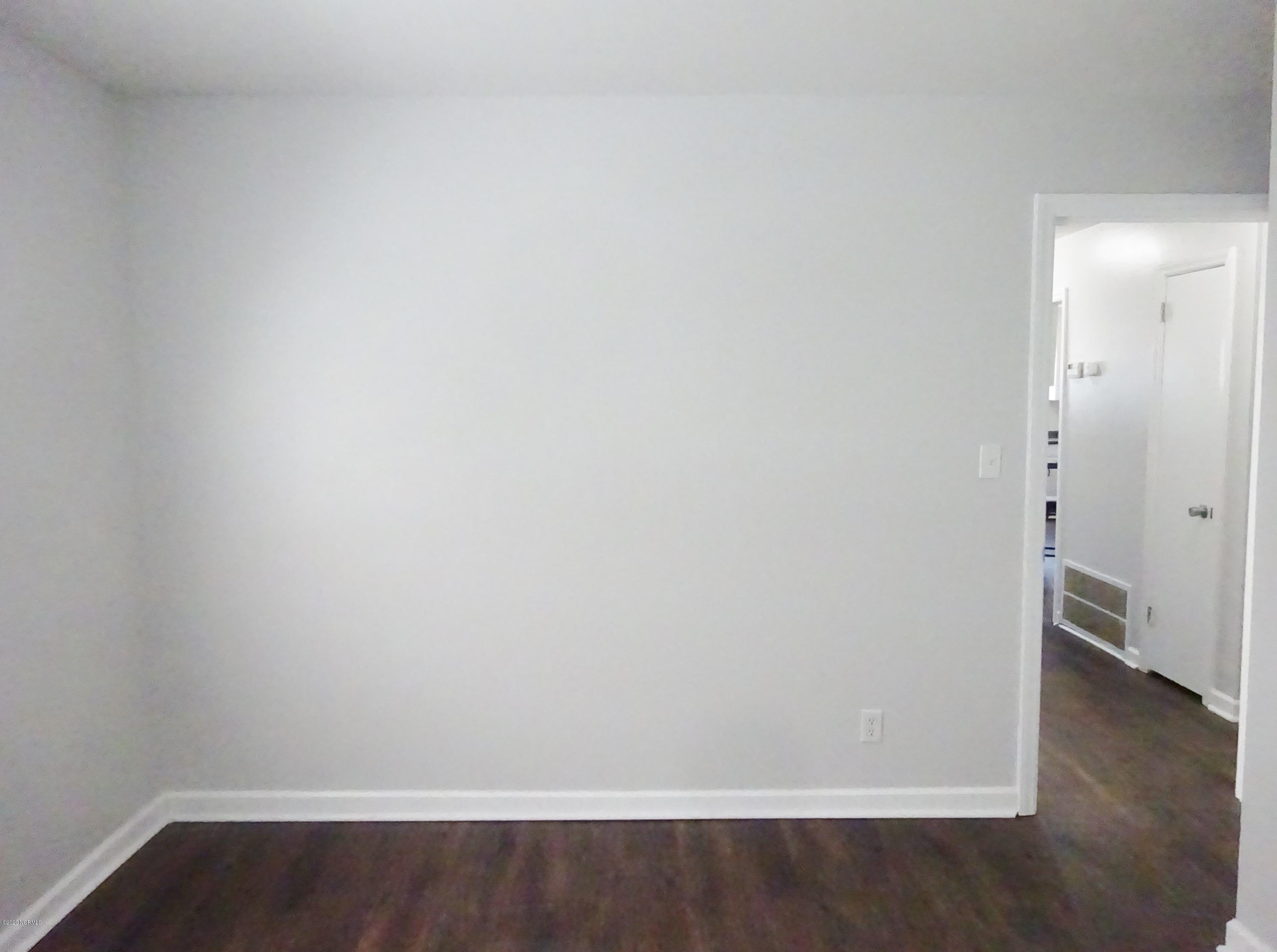 100558565 | Photo 17