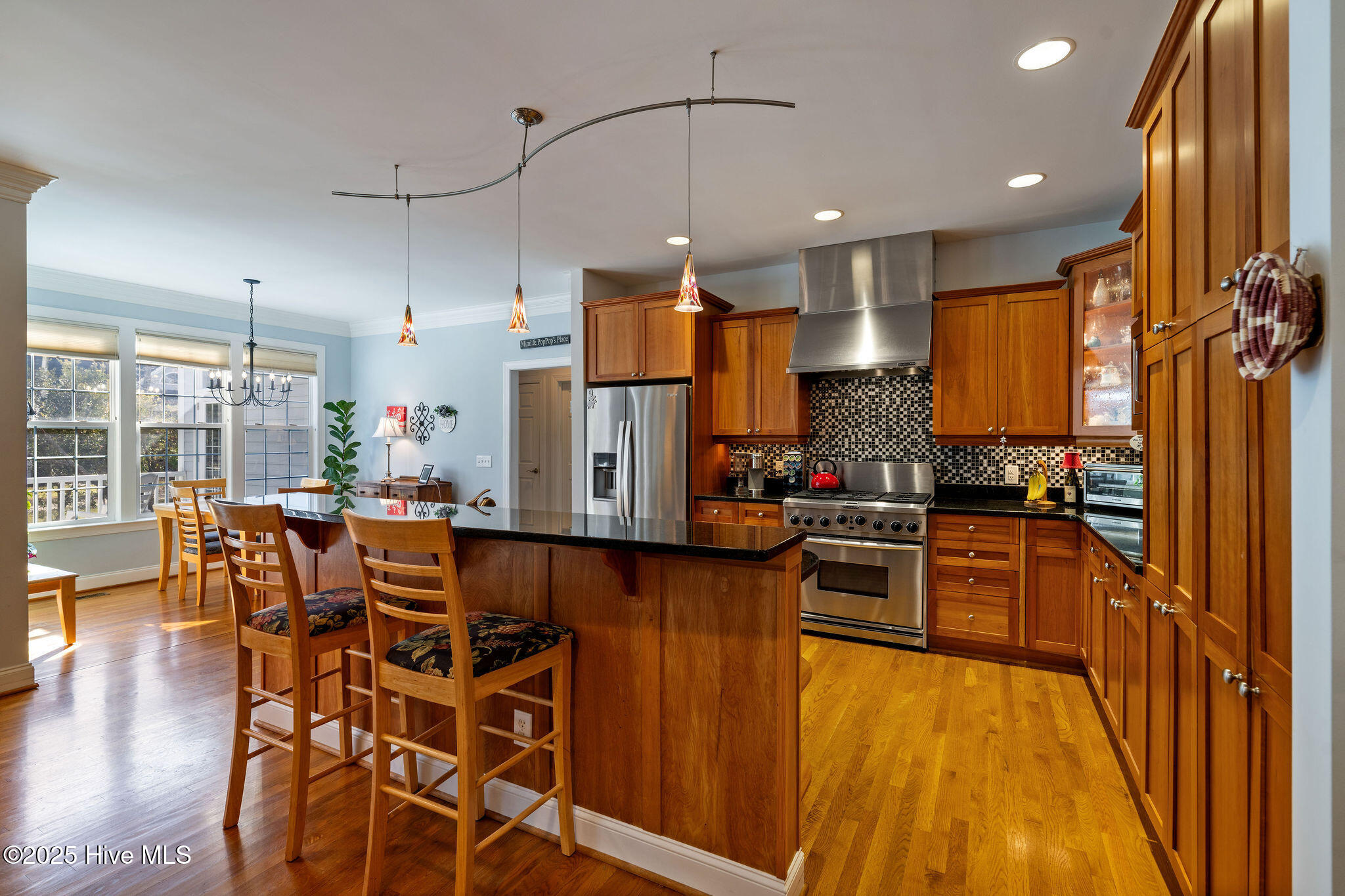 100552412 | Photo 26