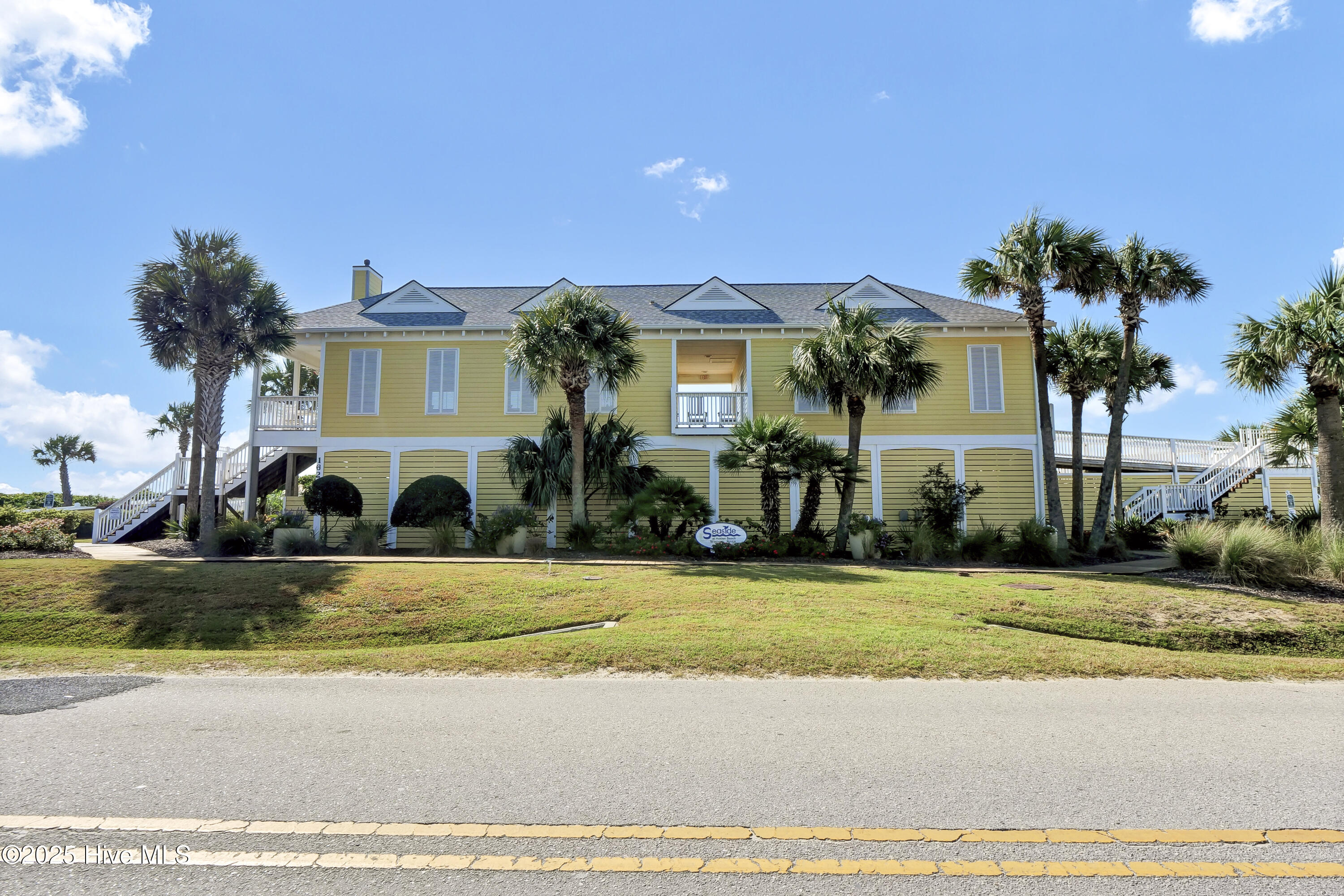 100530191 | Photo 32