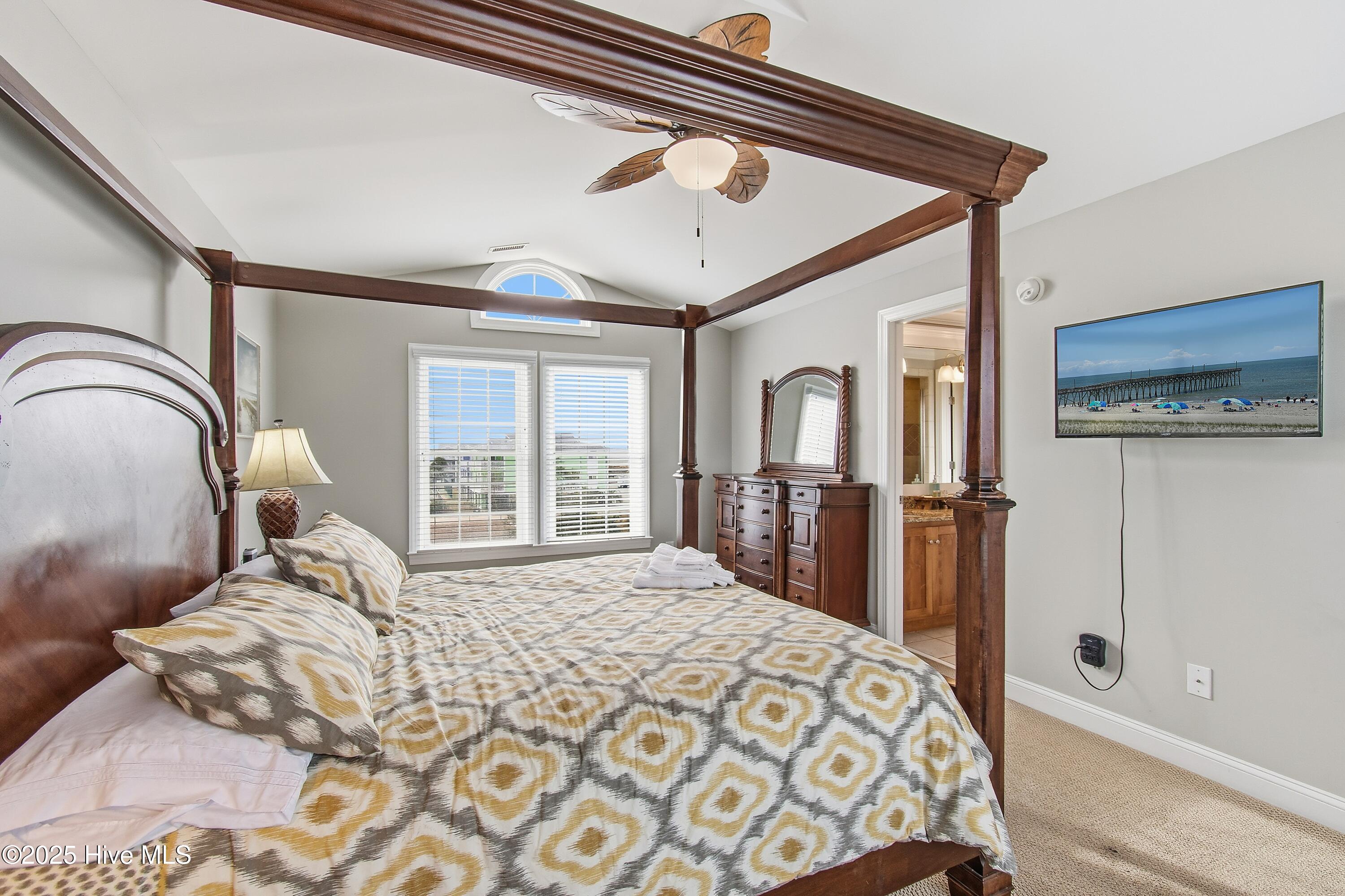 100541969 | Photo 52