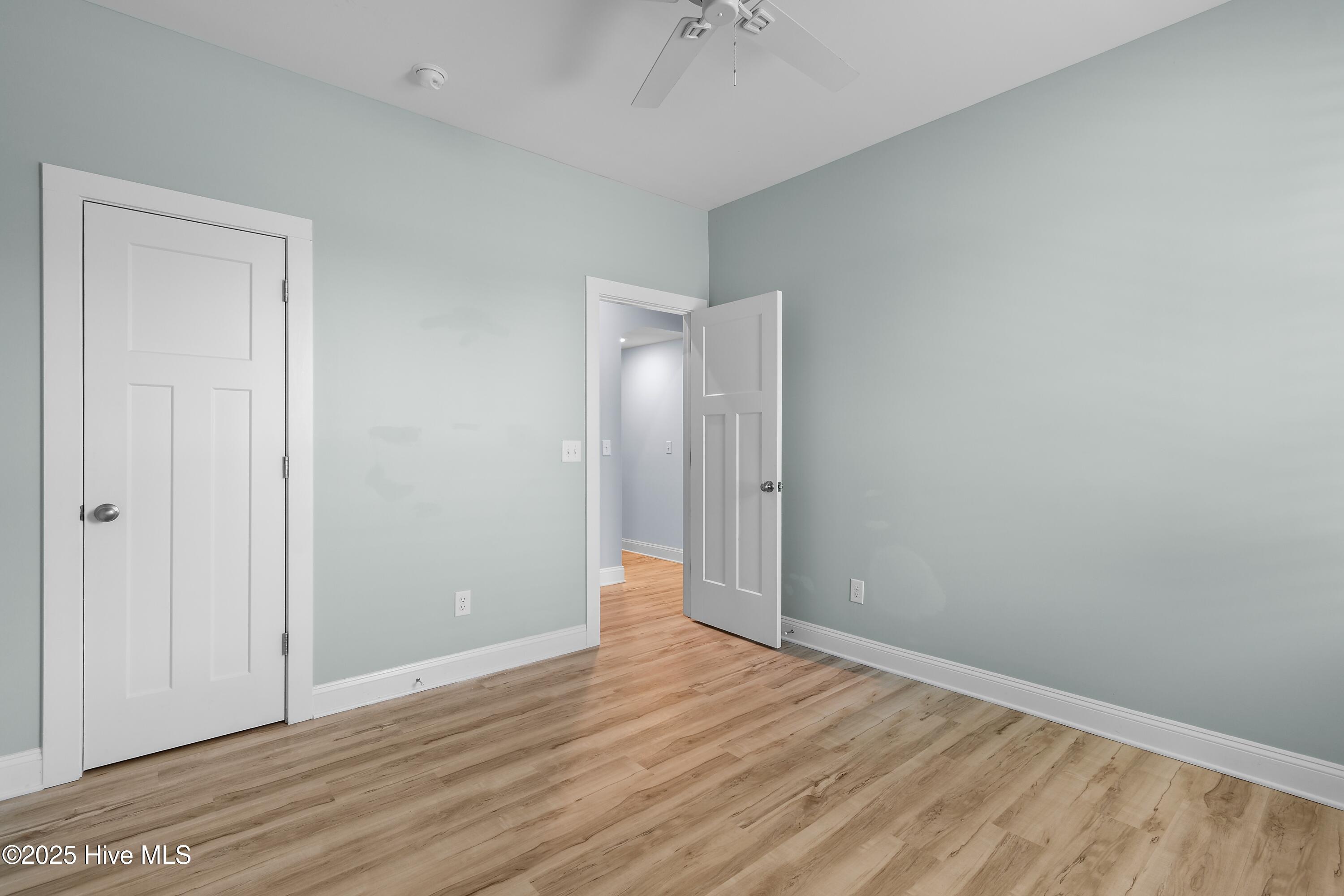 100541024 | Photo 37